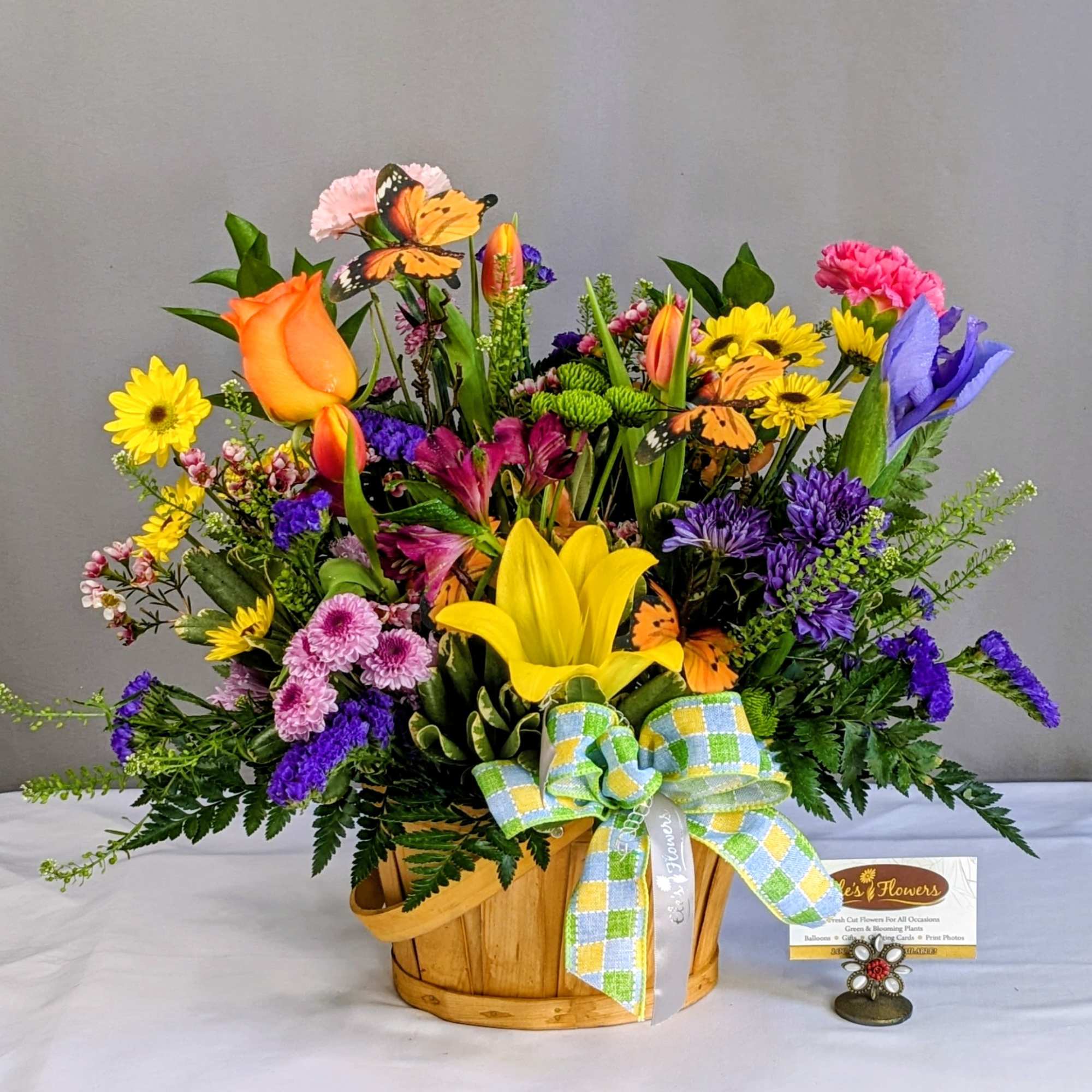 Celebrate the joy of the season with our Jubilee Basket&mdash;a cheerful explosion