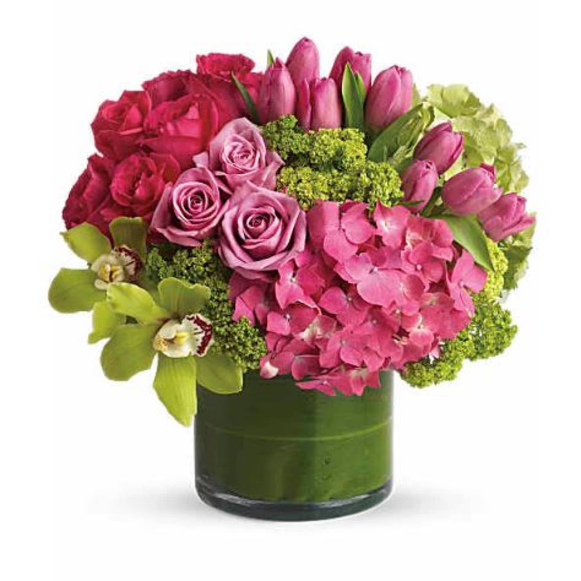  Pet Friendly?
NO . This design contains tulips, which are toxic to