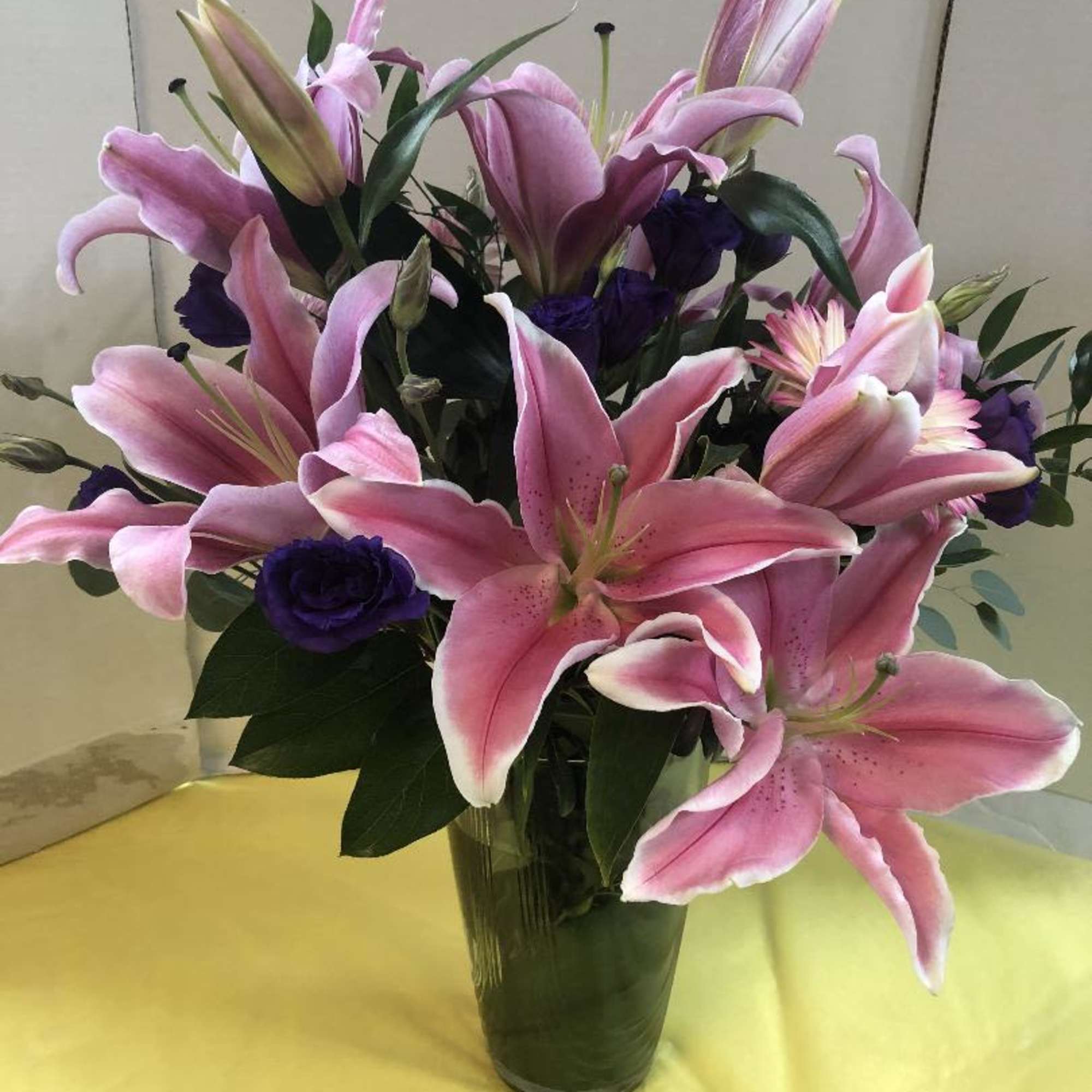 Assorted Lilies,  Roses, Tulip(seasonal),  