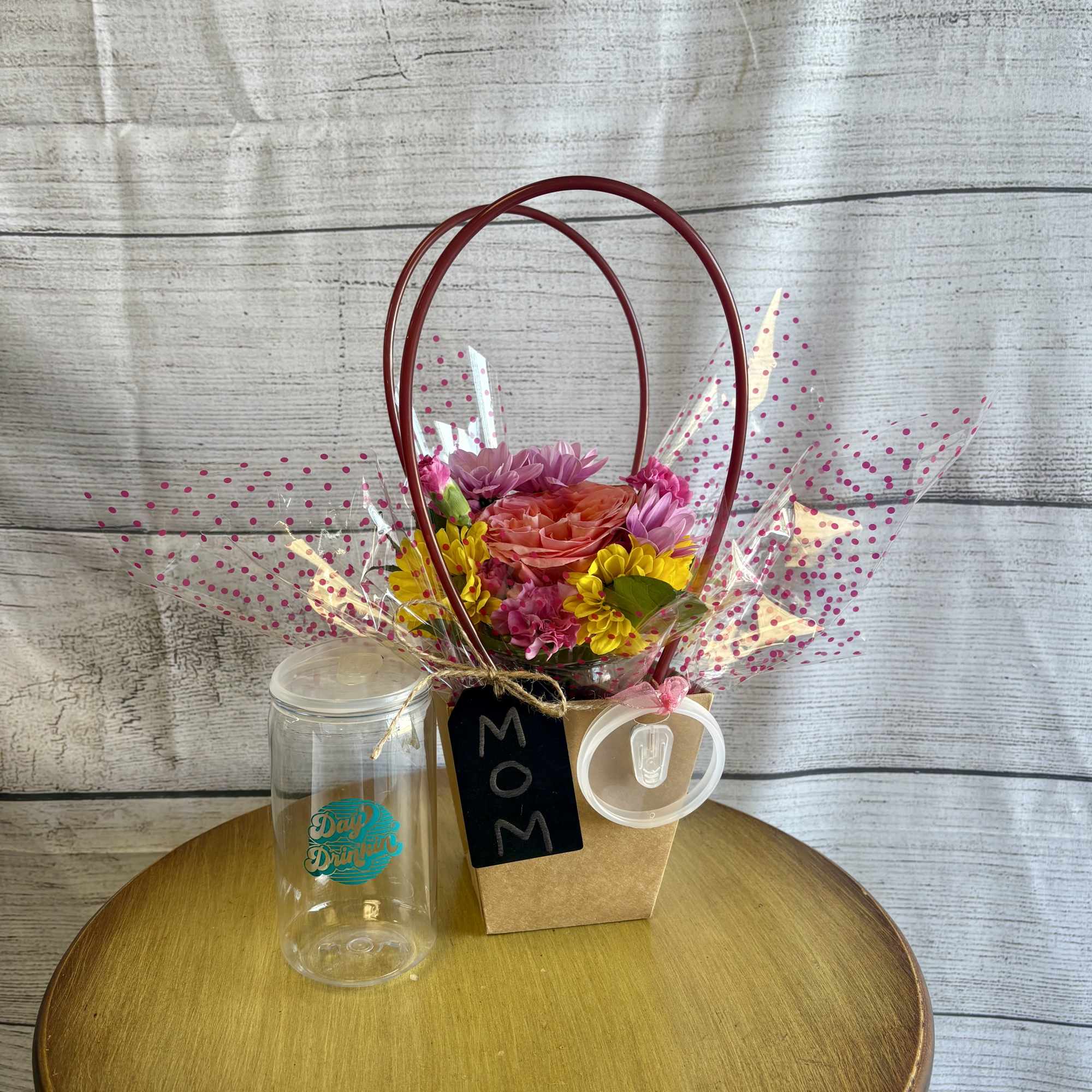 For the fun &amp; fabulous moma. Nestled in a 4" kraft tote