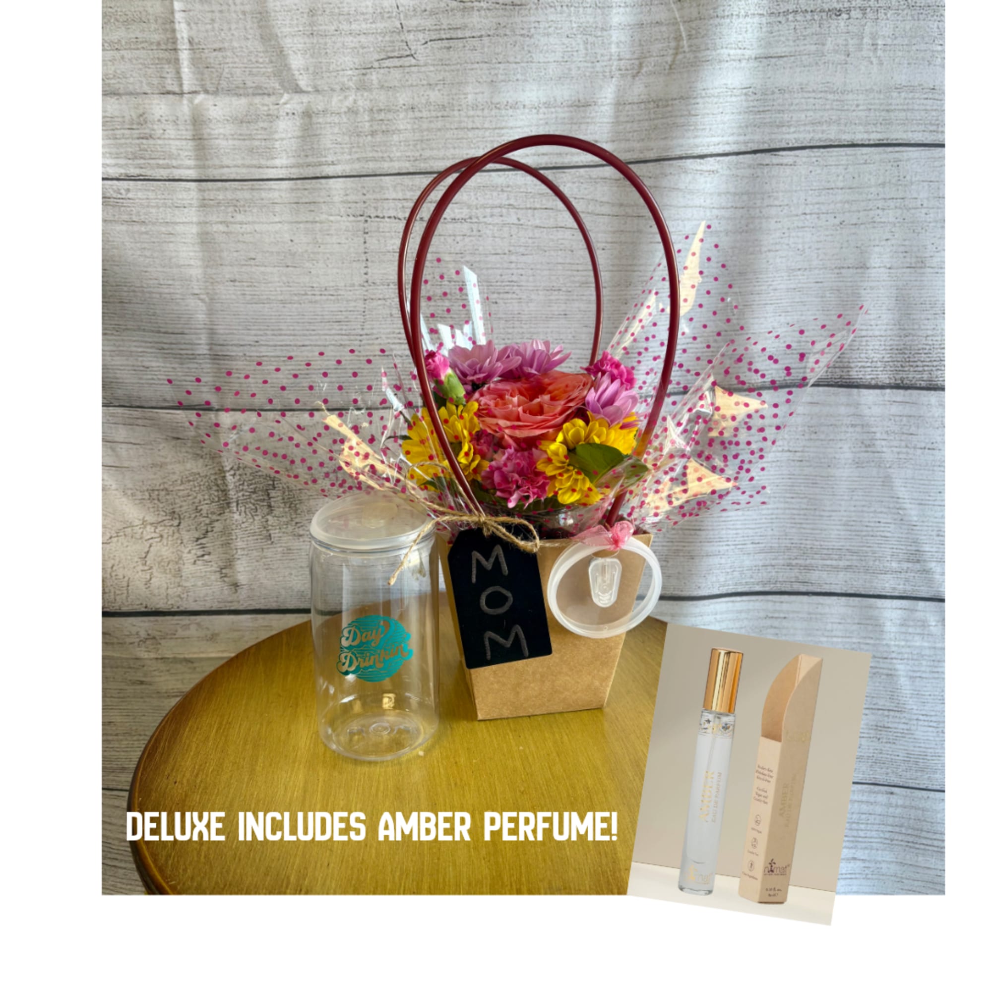 For the fun &amp; fabulous moma. Nestled in a 4" kraft tote