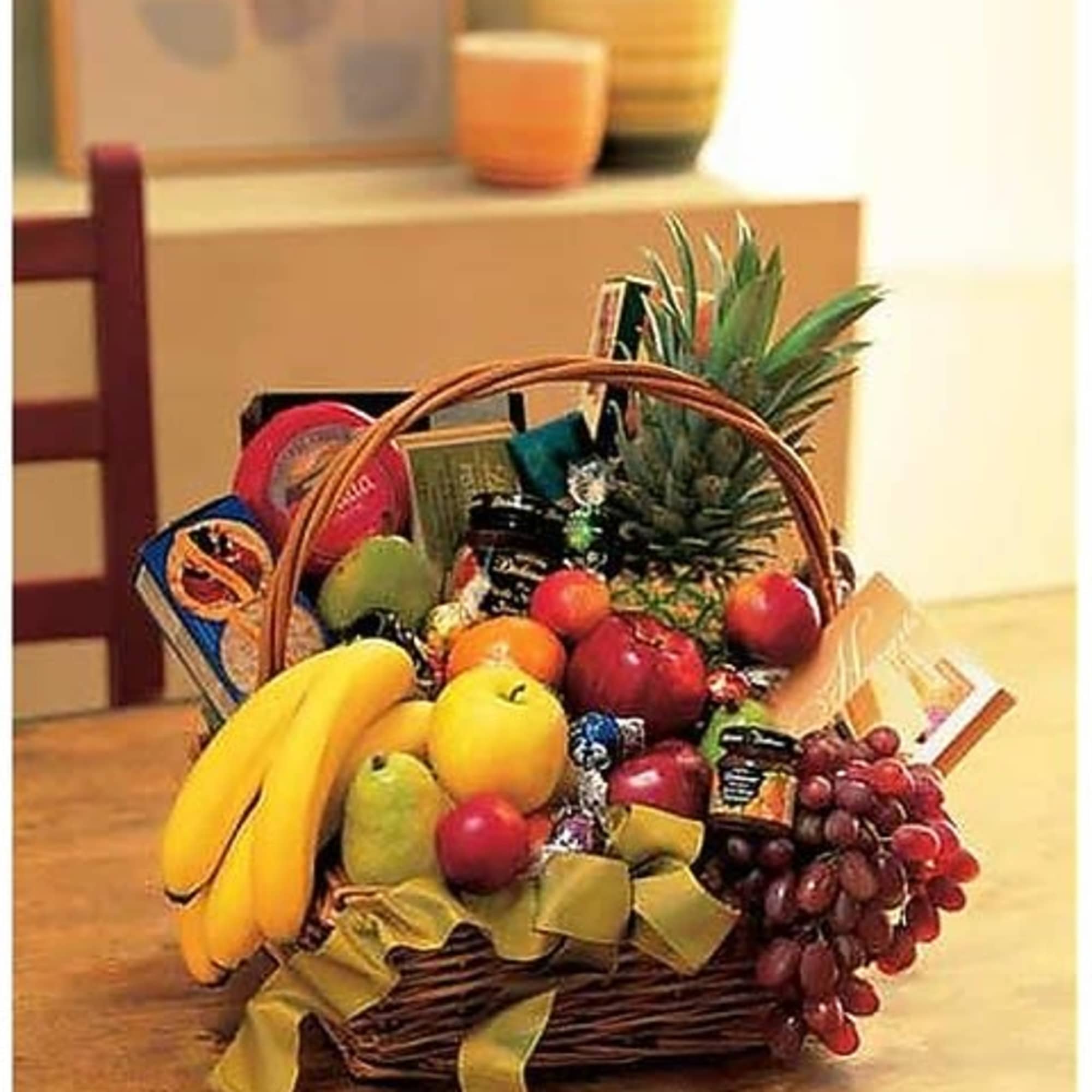 For bona fide foodies and late-night noshers alike, this gourmet basket is