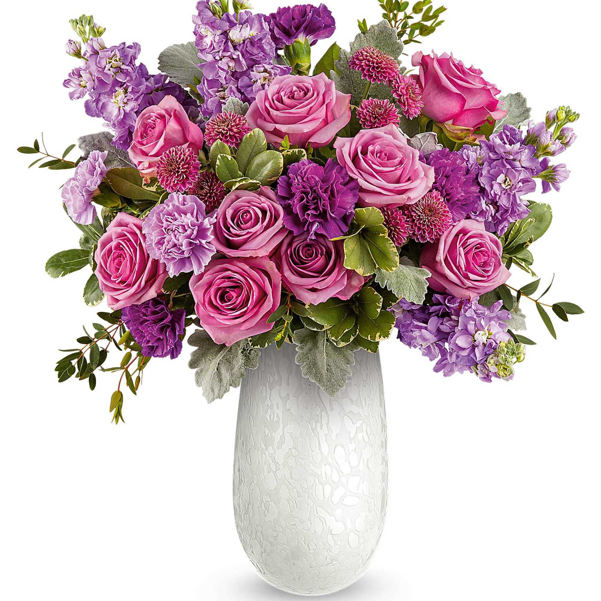 Delight Mom with our Amelia Bouquet, a graceful mix of pink and