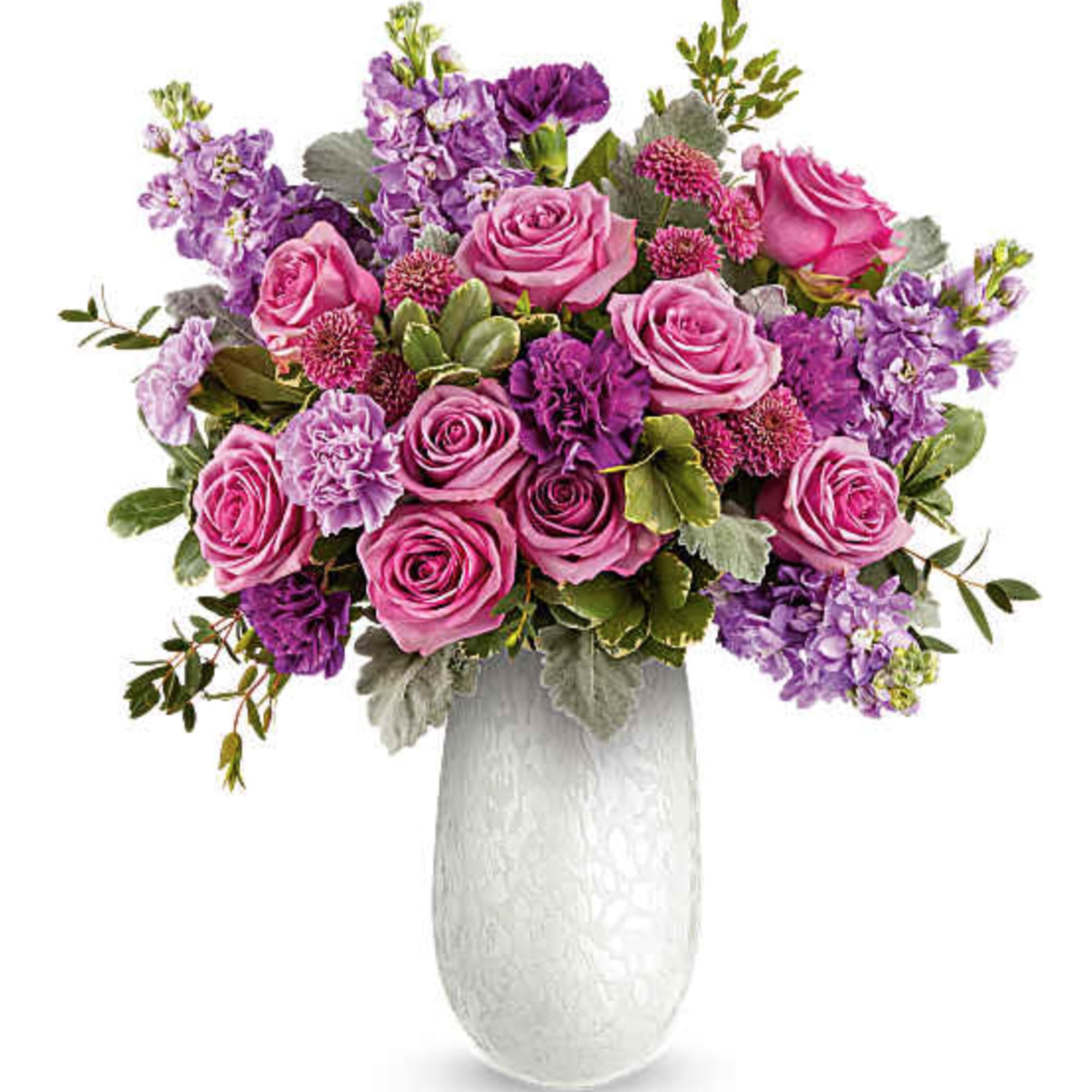 Delight Mom with our Amelia Bouquet, a graceful mix of pink and