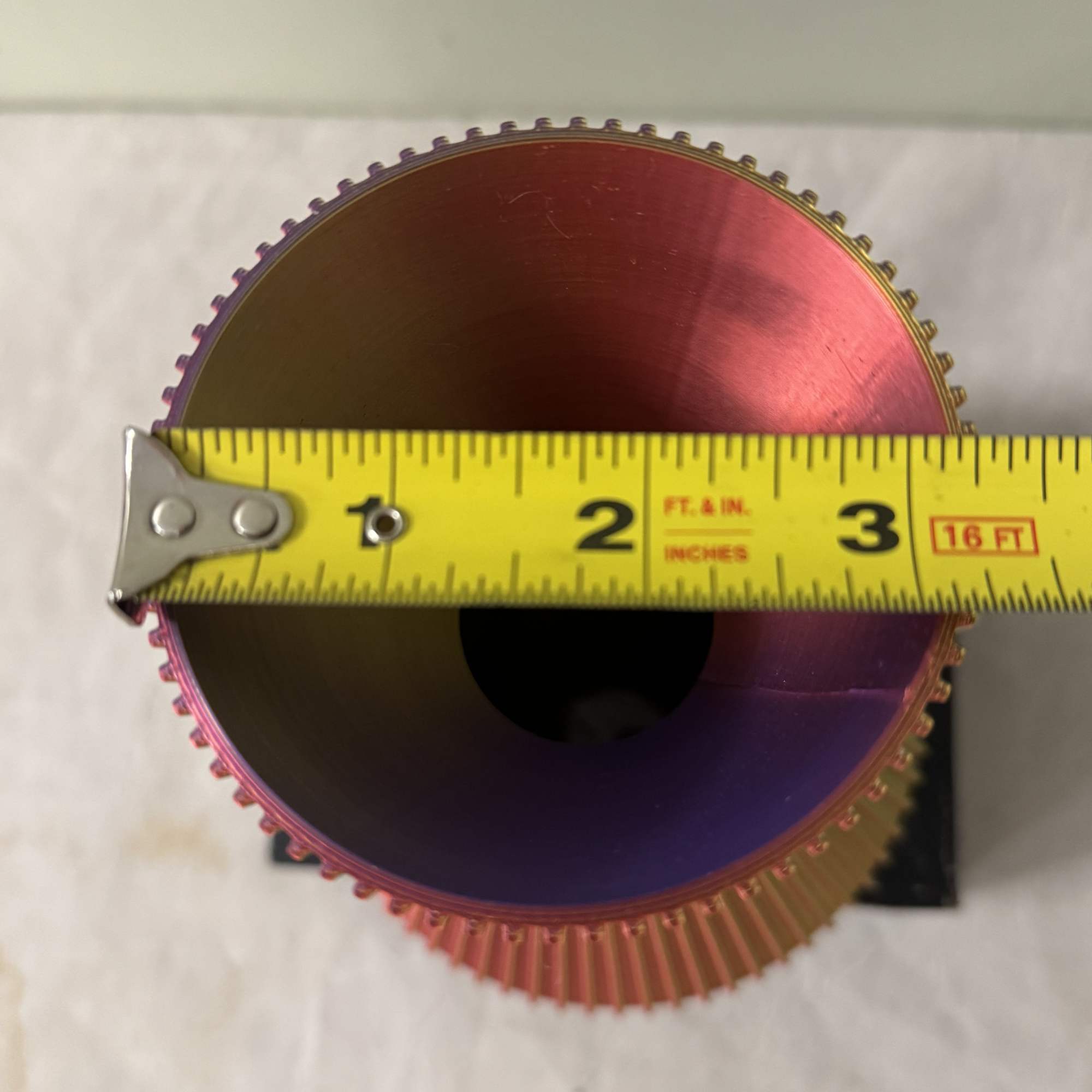 This product is manufactured using 3D printing, an energy-efficient process that enables