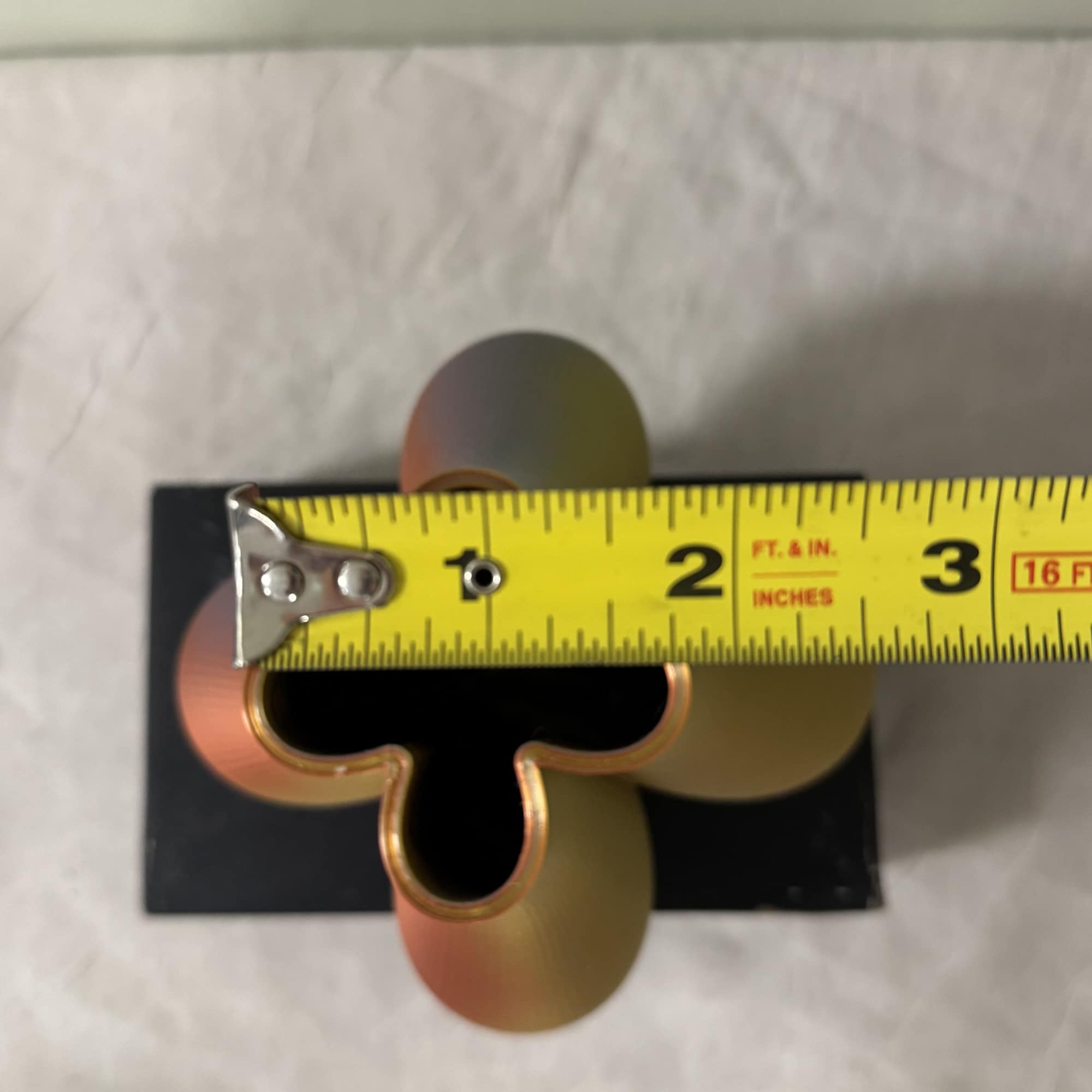 This product is manufactured using 3D printing, an energy-efficient process that enables