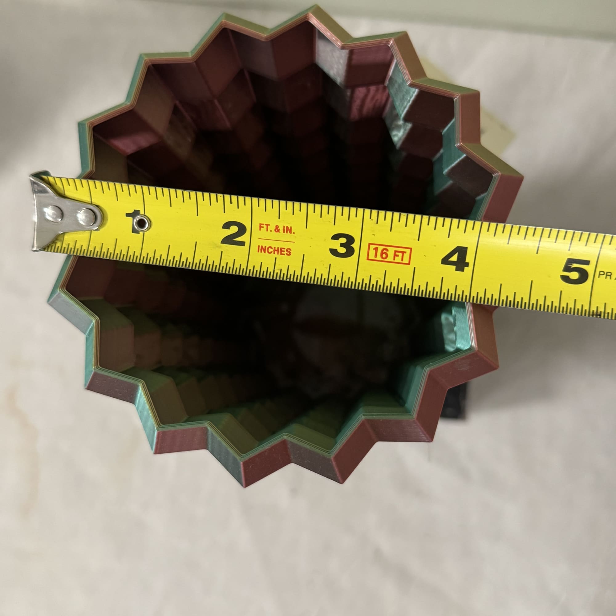 This product is manufactured using 3D printing, an energy-efficient process that enables