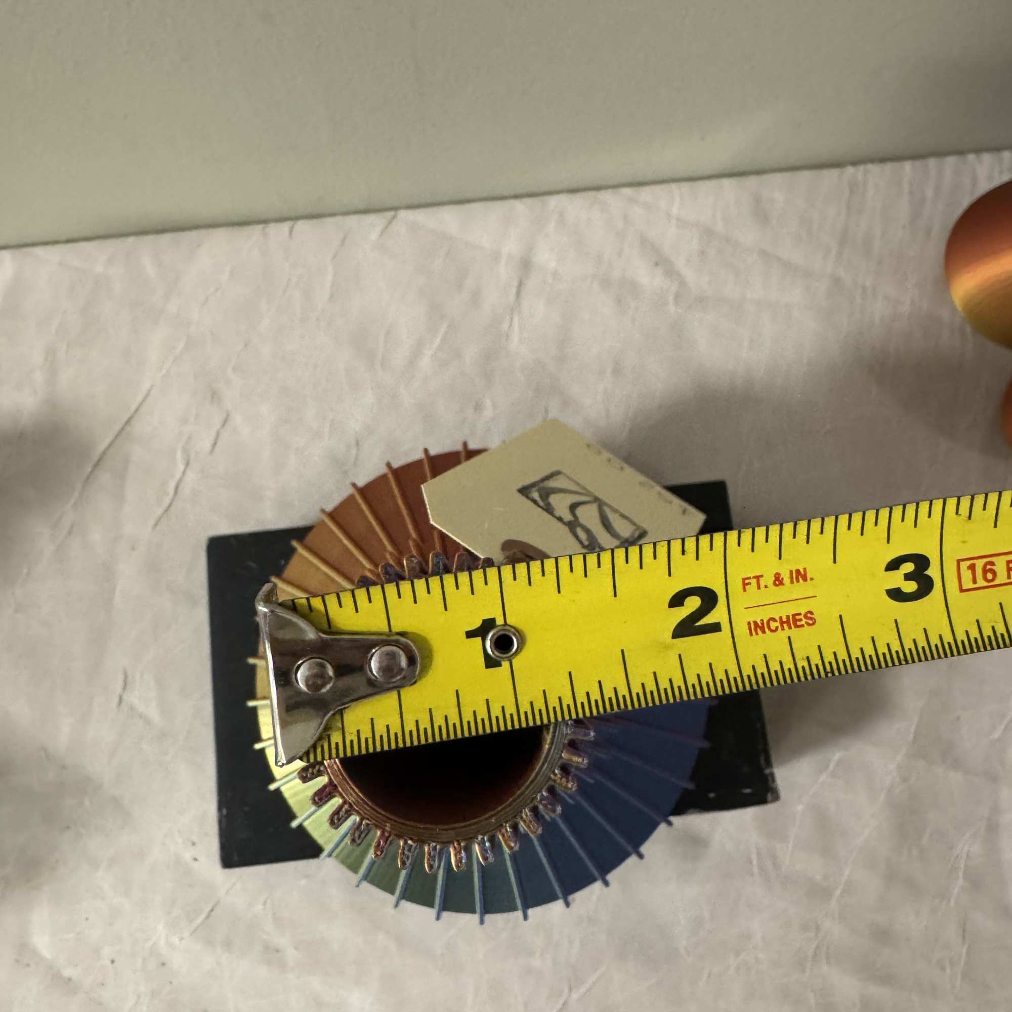 This product is manufactured using 3D printing, an energy-efficient process that enables