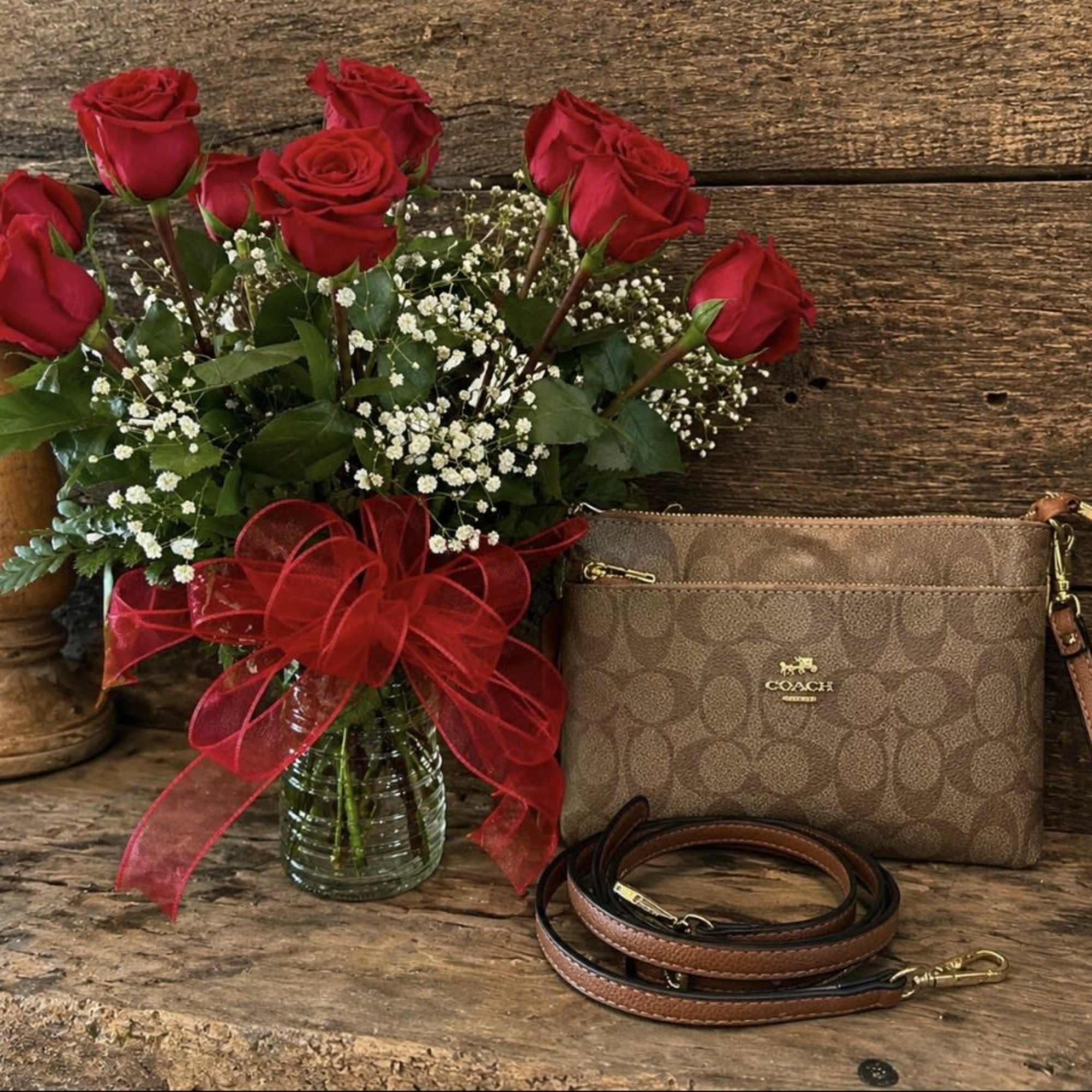 Some gifts say it, this one shows it!  Choose from either