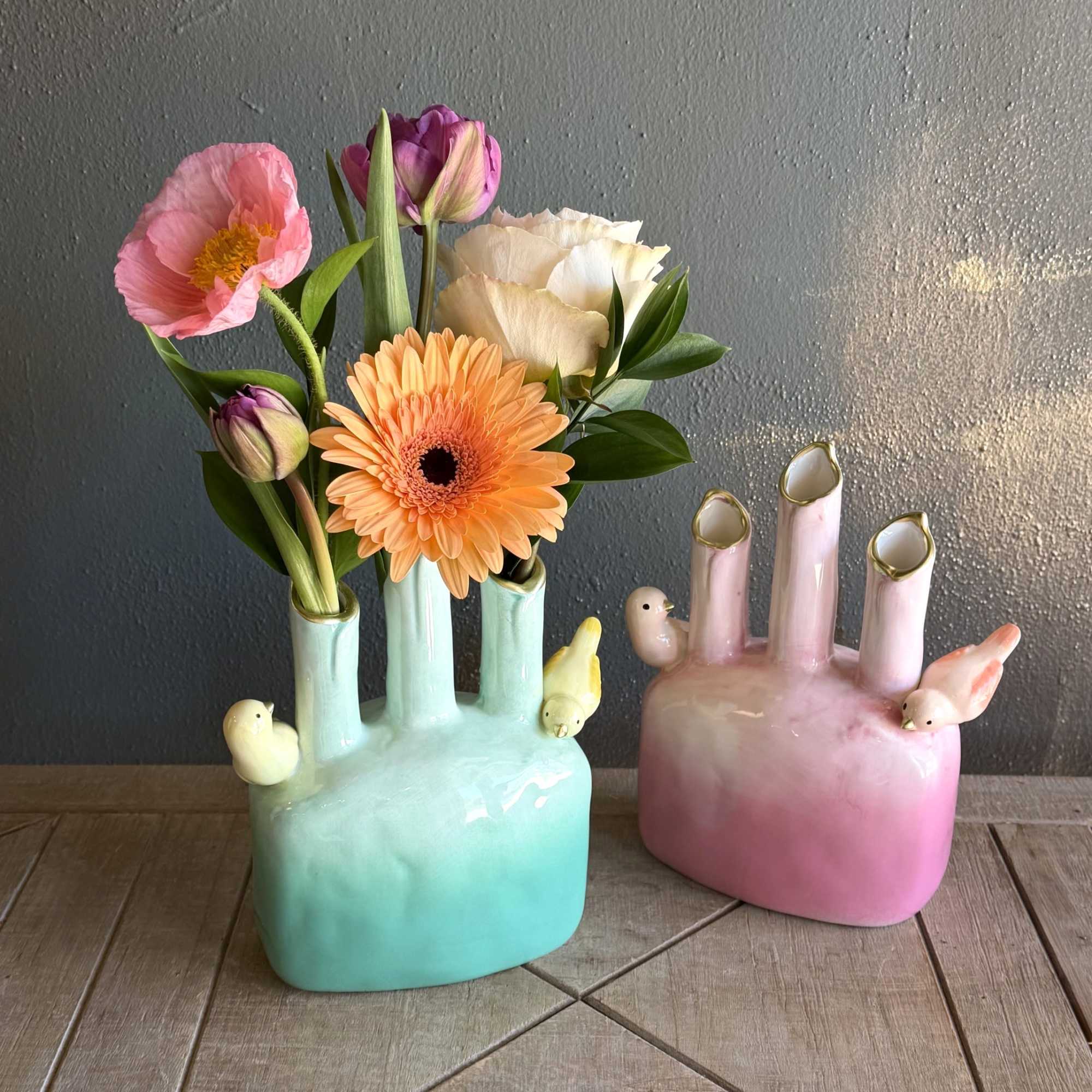 A playful pastel that brightens any small space, Wren is a mixed