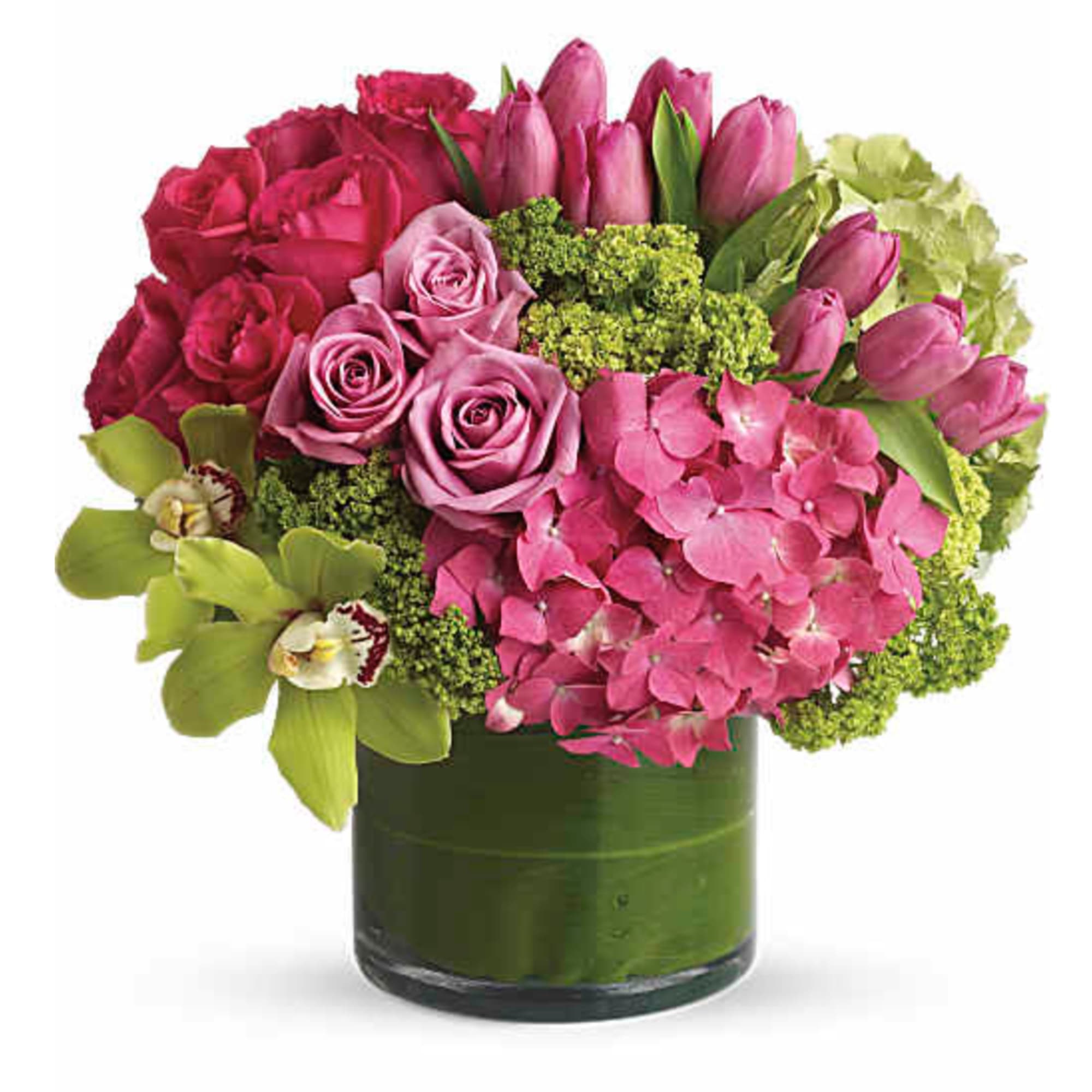 Like a girl's getaway to the tropics! Feminine flowers in tropical pastels