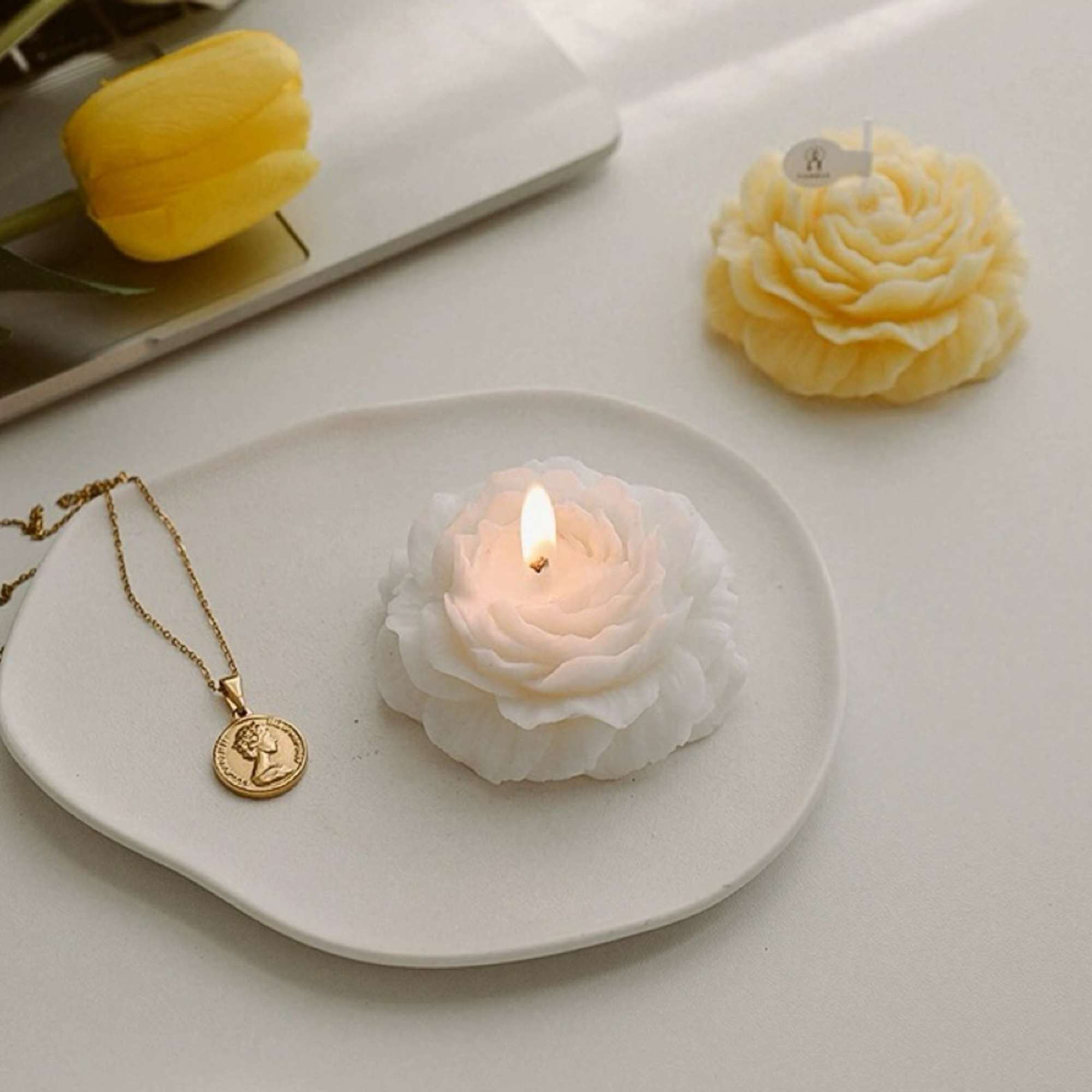 Elevate your floral gift with our exquisite handmade soy wax floral candles.