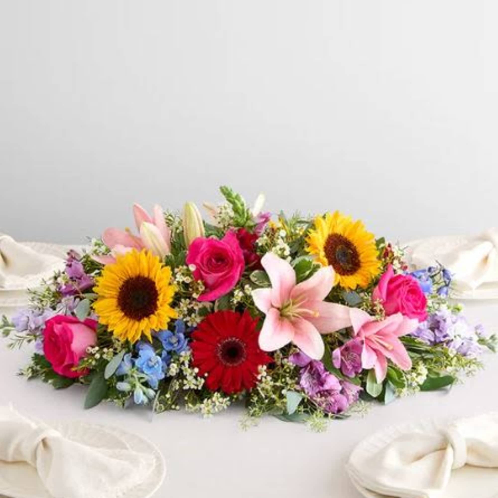  Pet Friendly?
No This arrangement contains lilies, which are highly toxic to