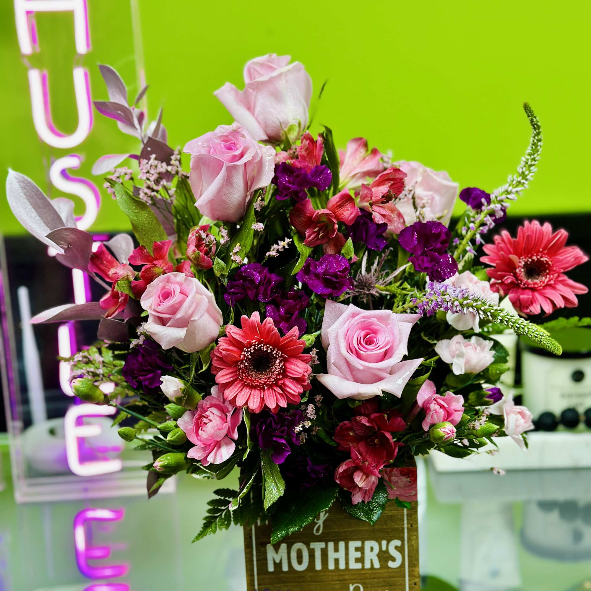 A magnificent Mother&rsquo;s Day Designer&rsquo;s Choice Arrangement* displayed in a keepsake container.