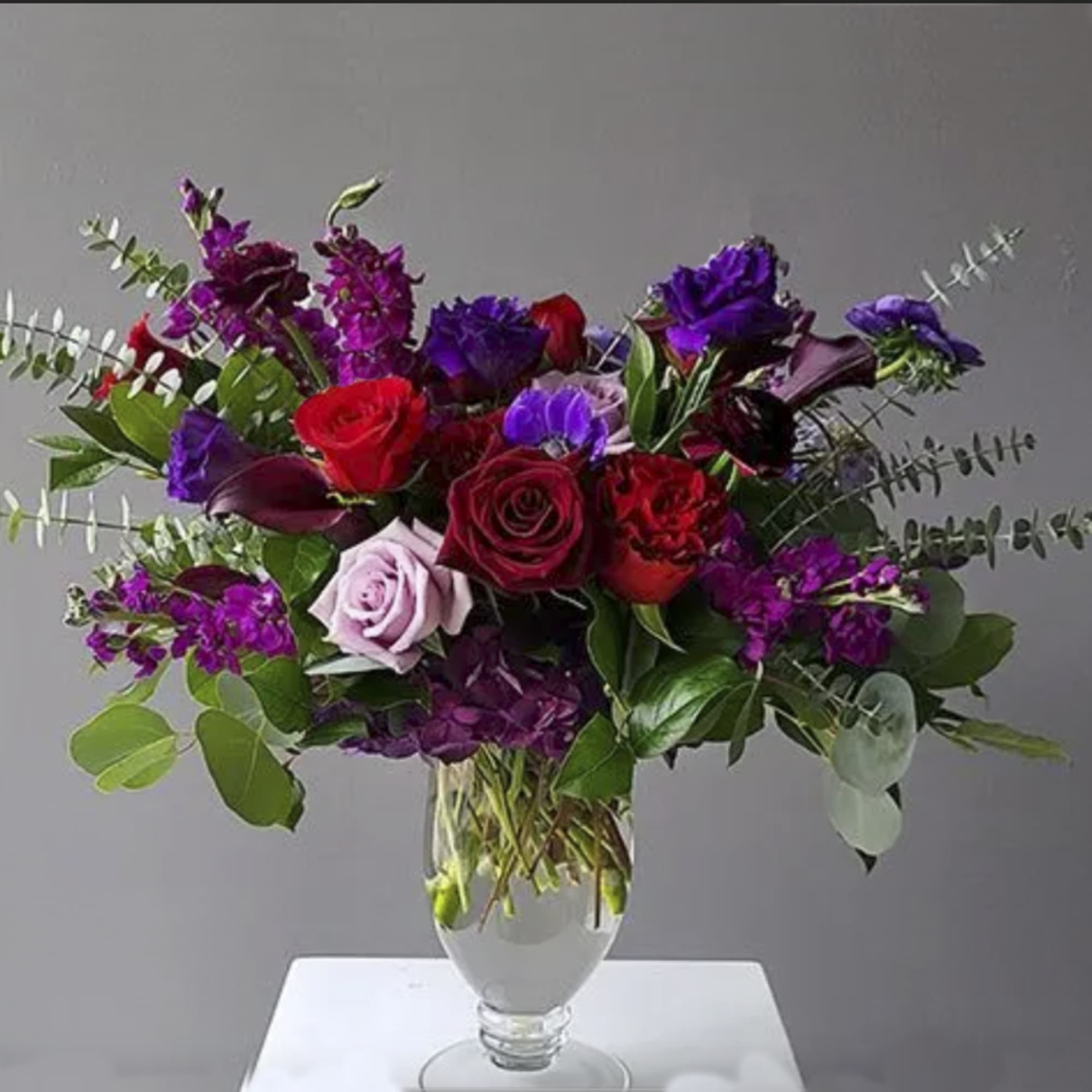 Product Description:
Capturing the beauty of the royal flower beds in Victorian England