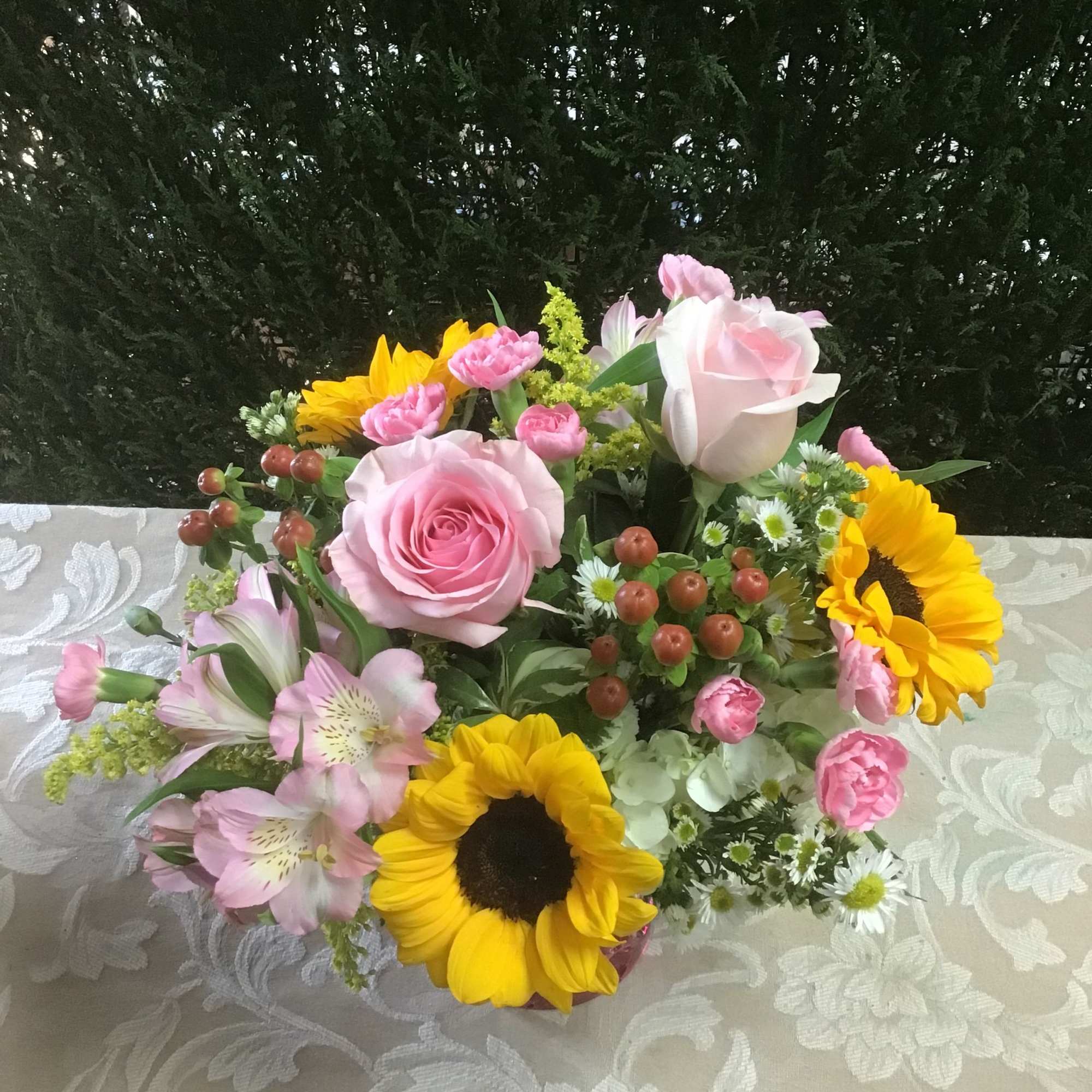 Everyday should mom's best day for all that they do for us.