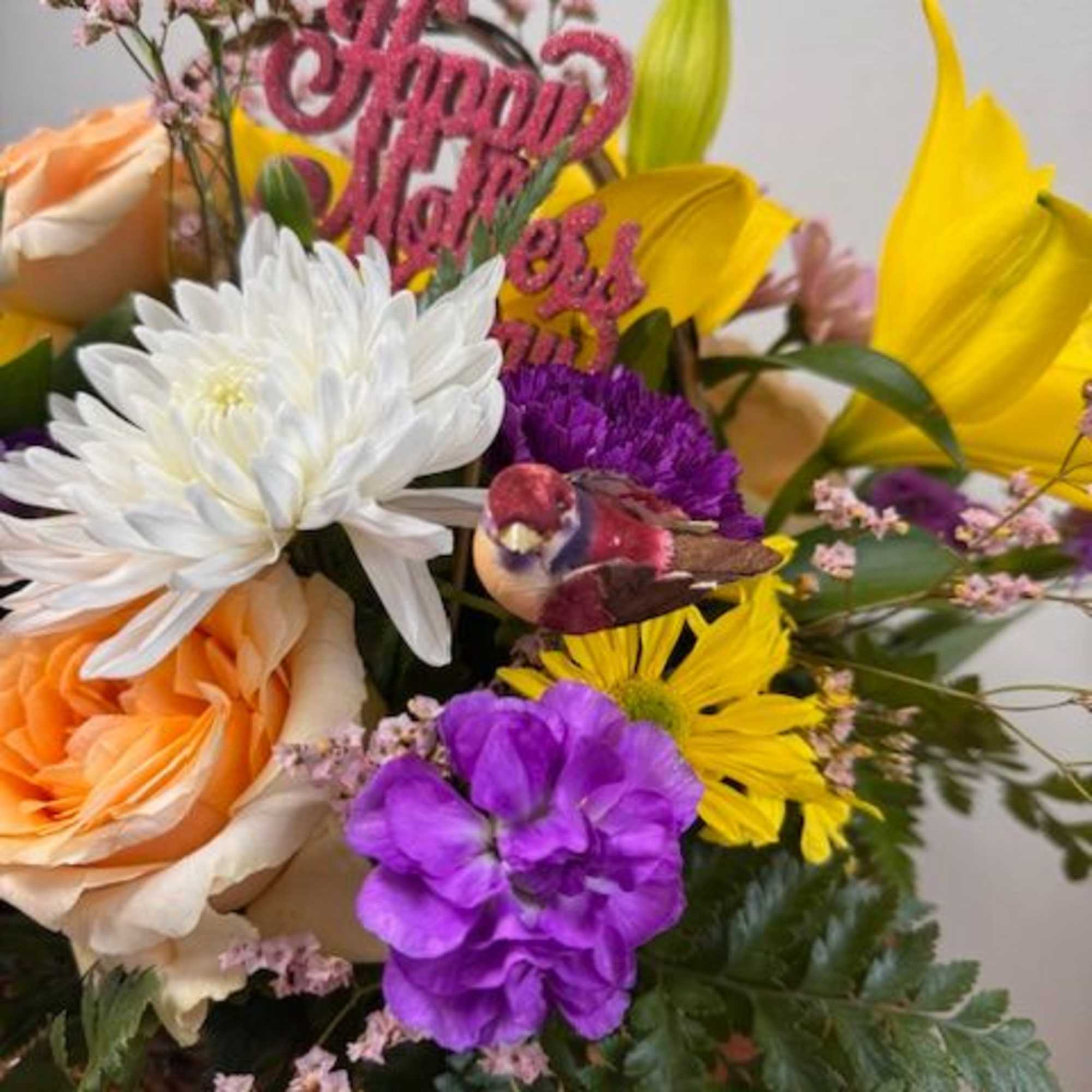 Basket of Love &ndash; Basket Arrangement in 3 Sizes
Show your love in