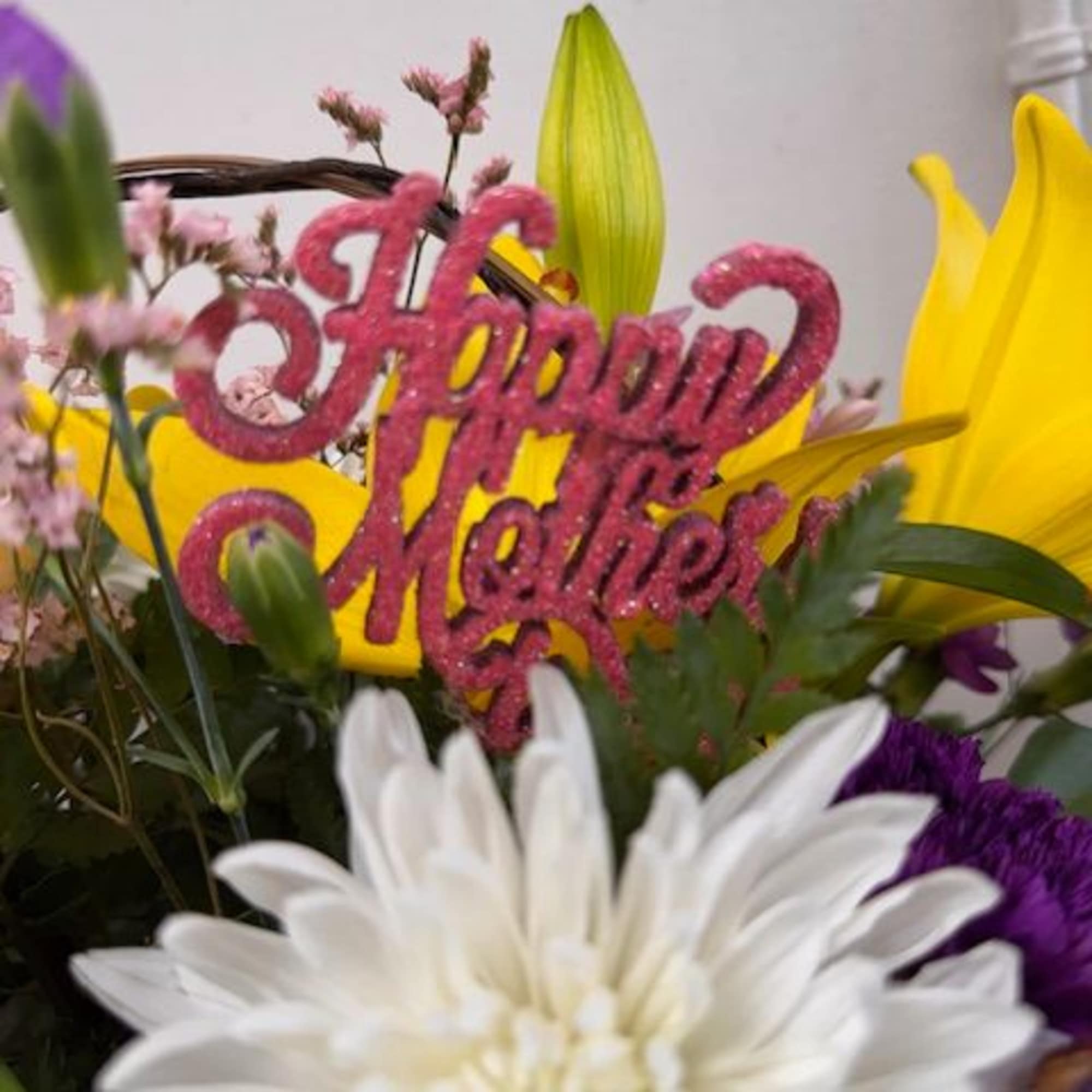 Basket of Love &ndash; Basket Arrangement in 3 Sizes
Show your love in