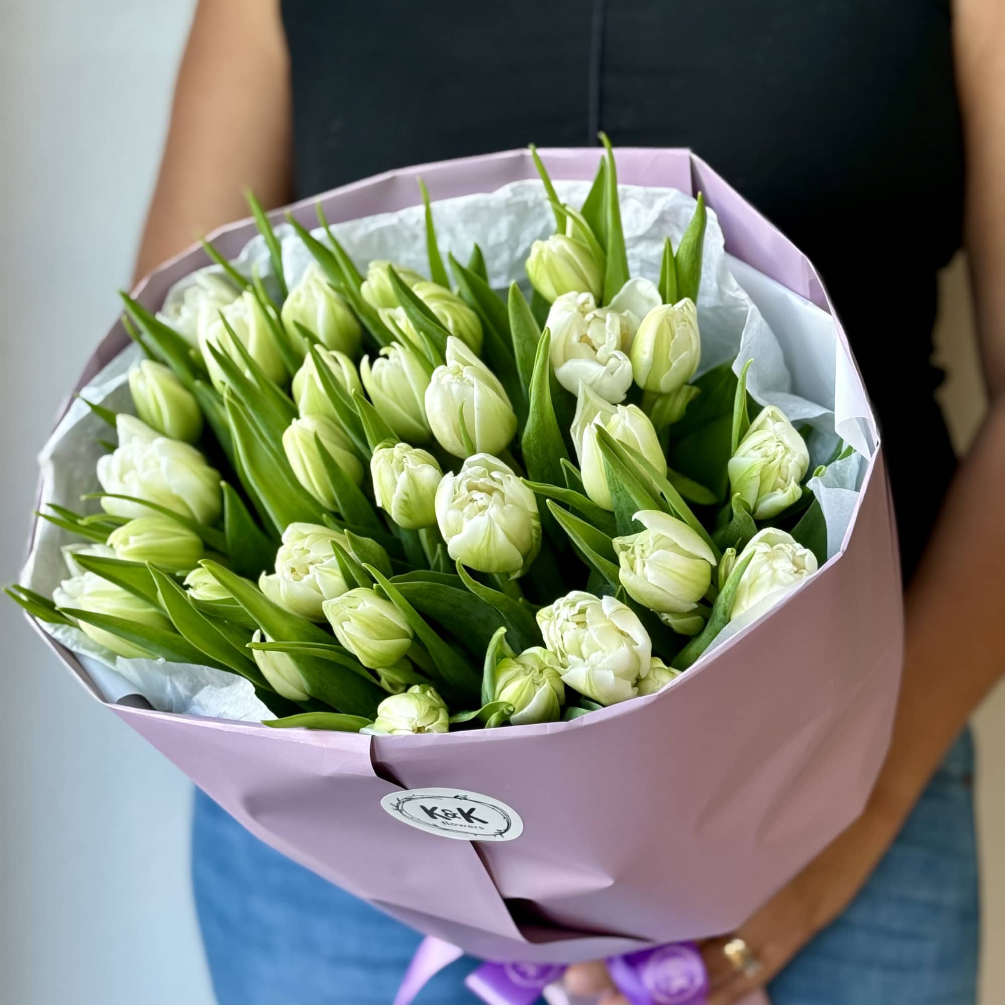 Sophisticated mono bouquets. TULIPS! The most popular spring flower. Colorful and long-lasting.