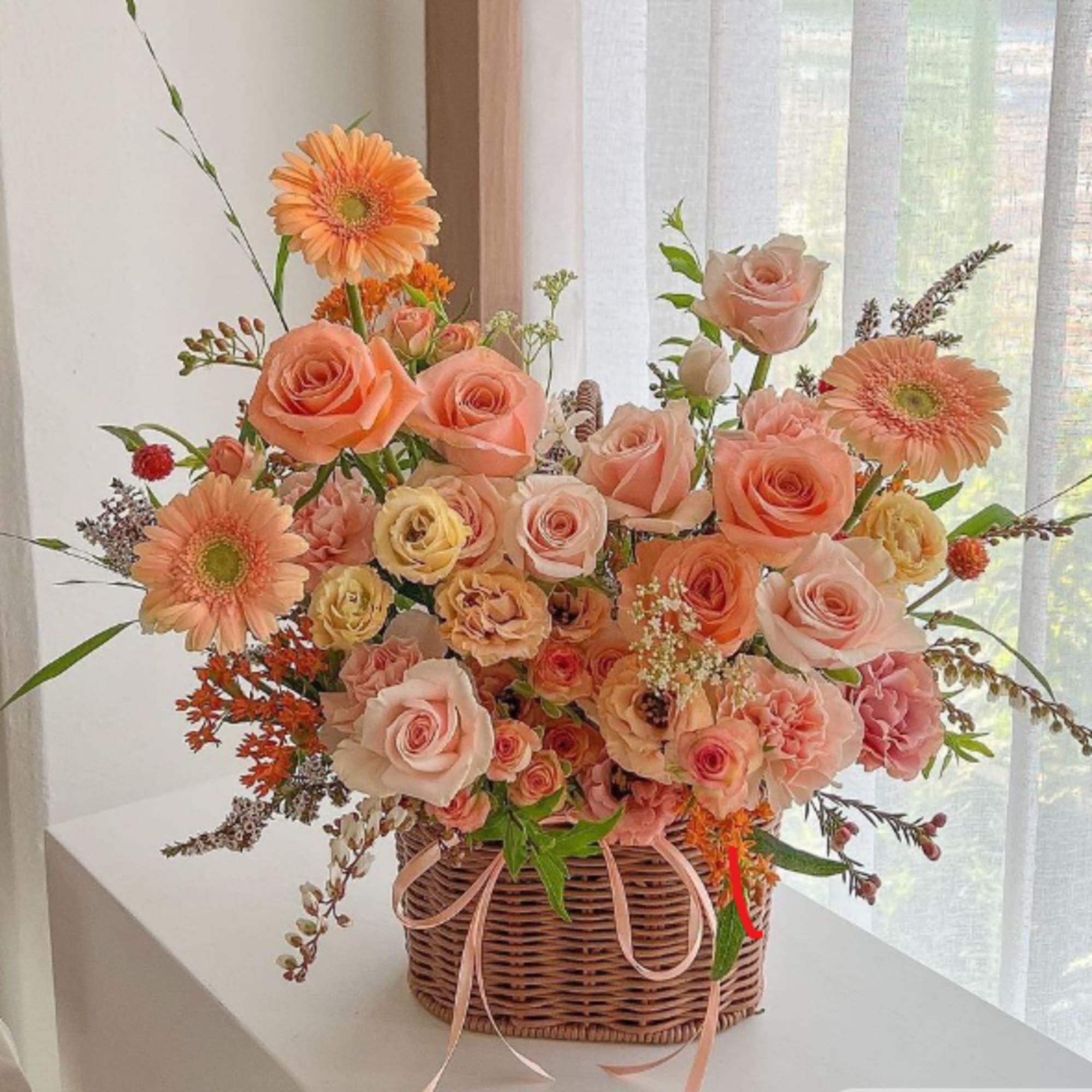 Our designer will create a gorgeous summery mix of beautiful, bright summer
