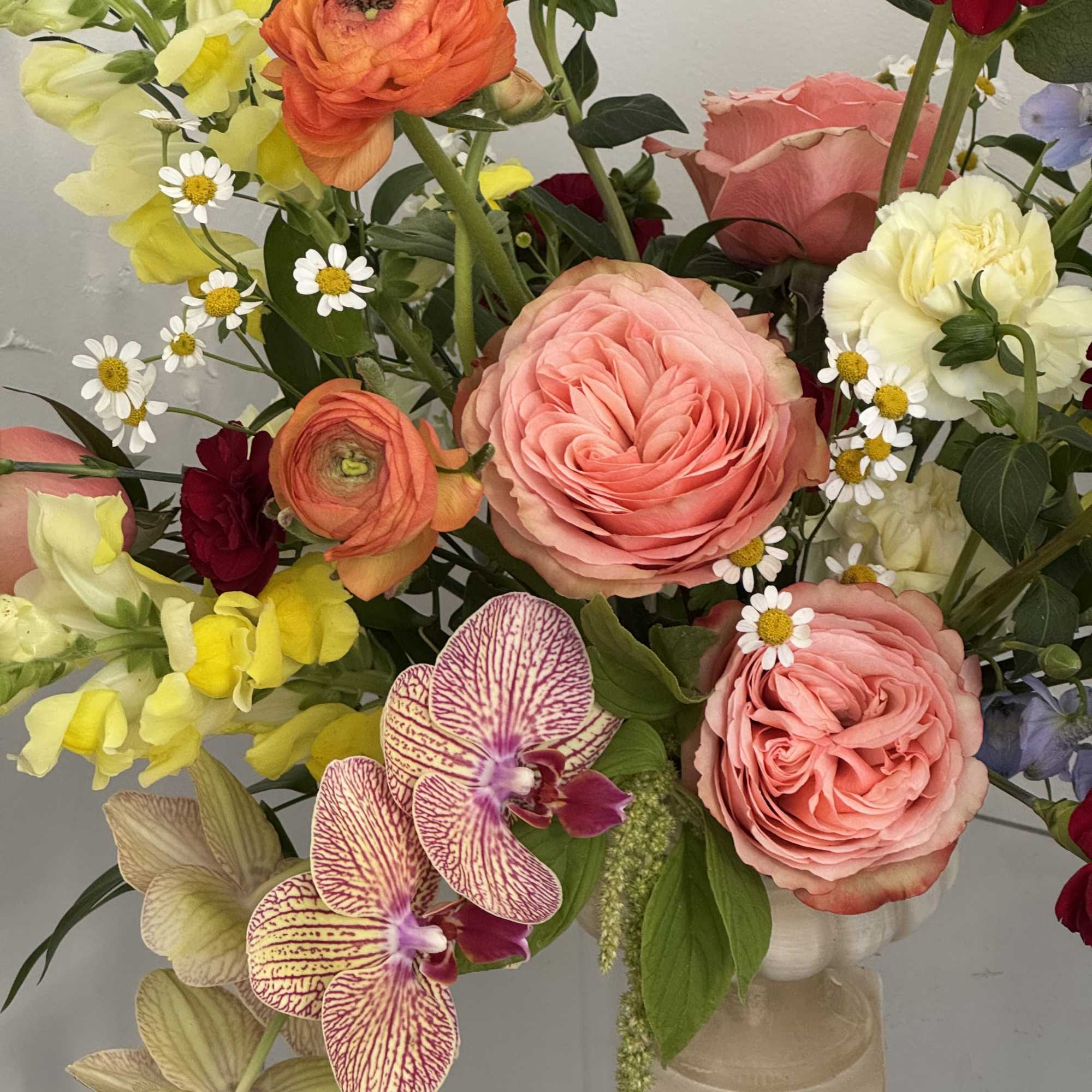 A bright, garden-fresh centerpiece that feels like a pocket of sunset-perfect as