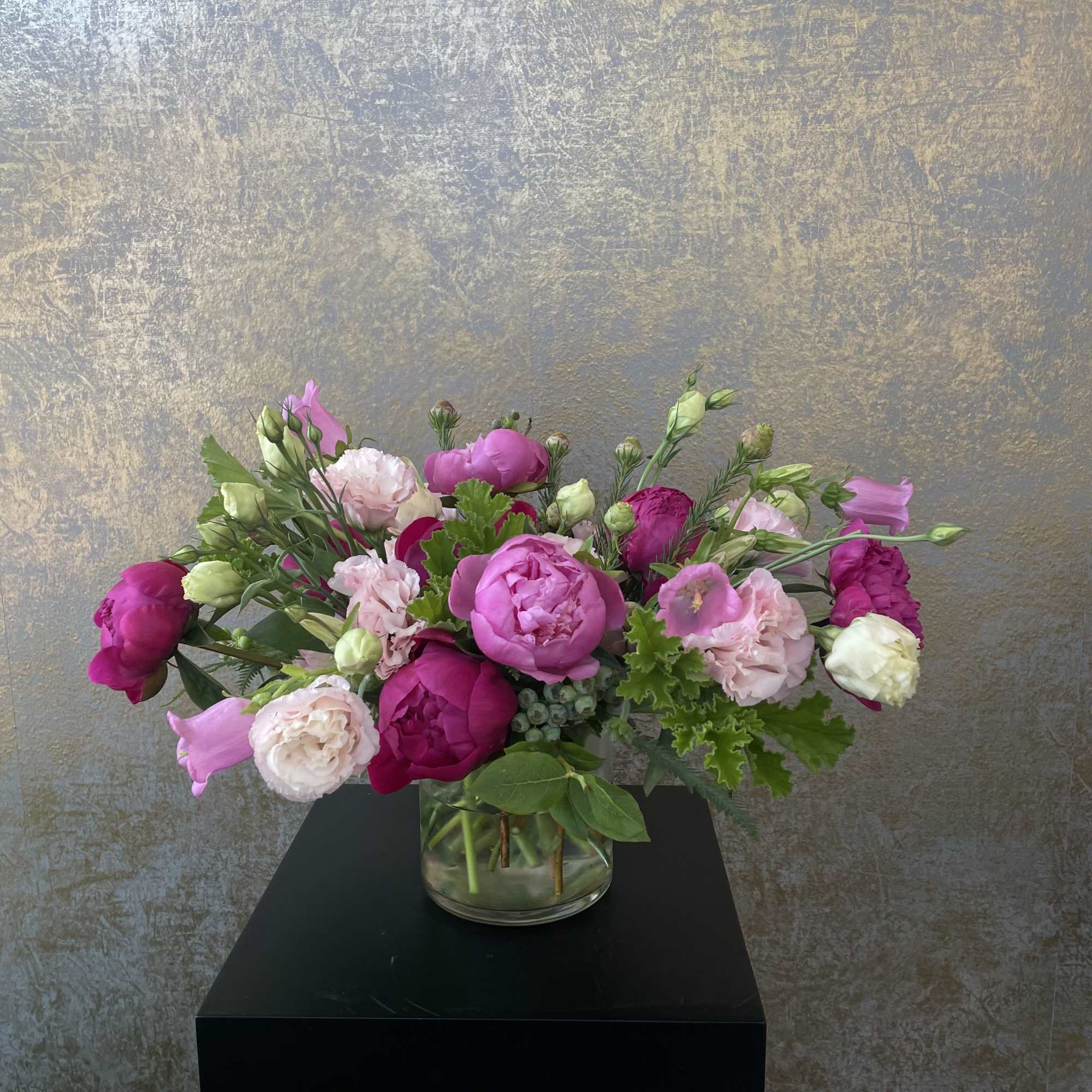 Sunday, May 17th, 12:00 PM - 1:30 PM at SAGE. flowers

Celebrate peony