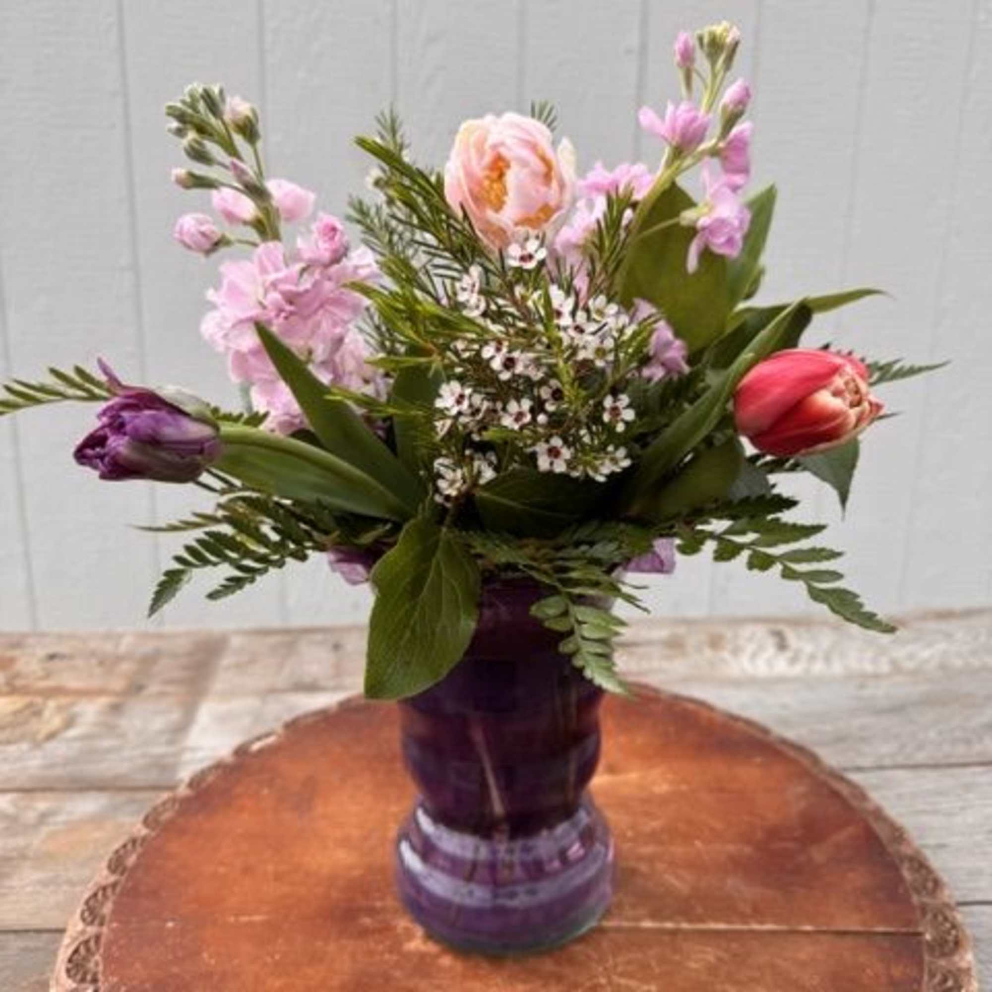Cheerful Tulips

A bright and joyful arrangement designed to celebrate the beauty of