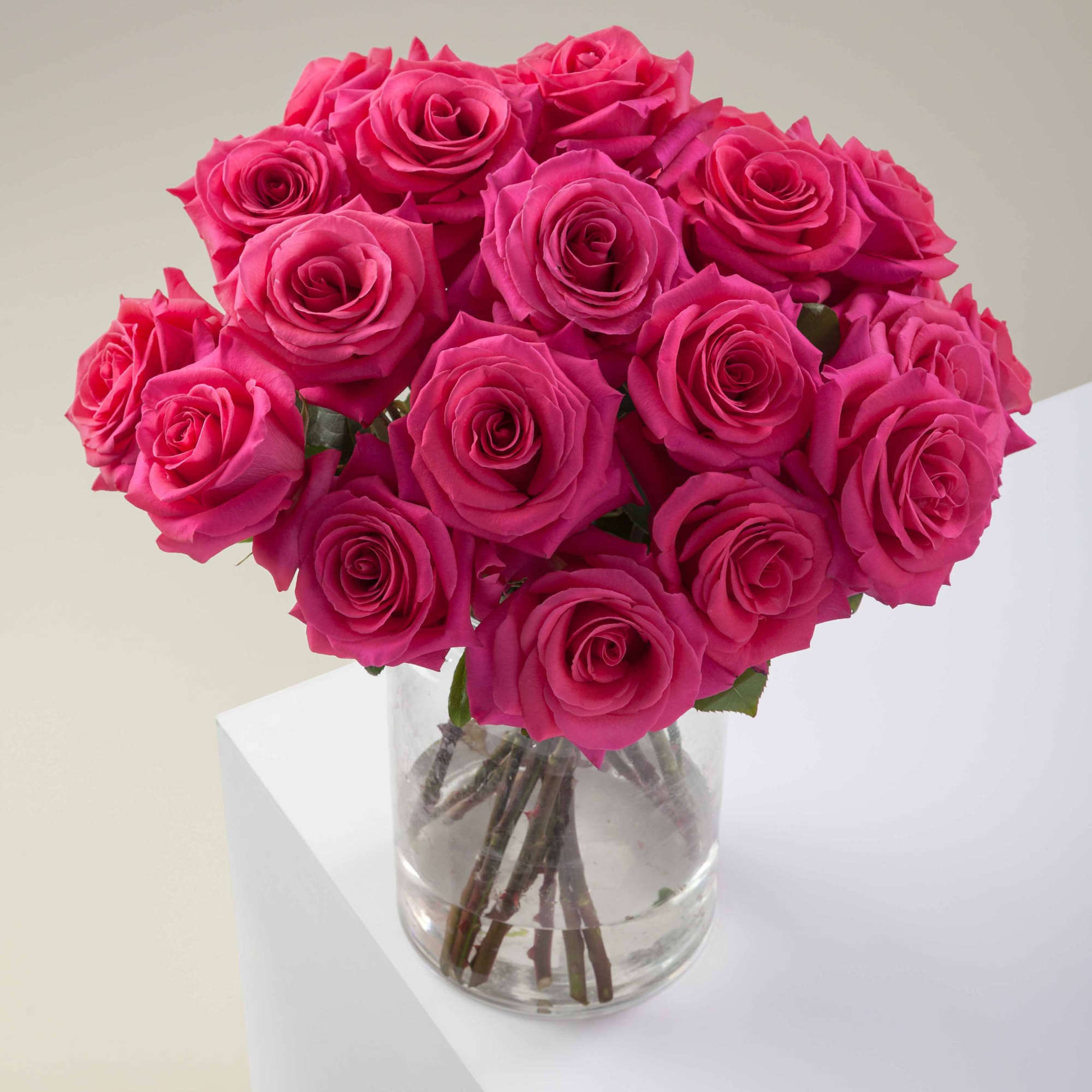 Fresh roses delivered from the heart of DTLA. The Classic is 24