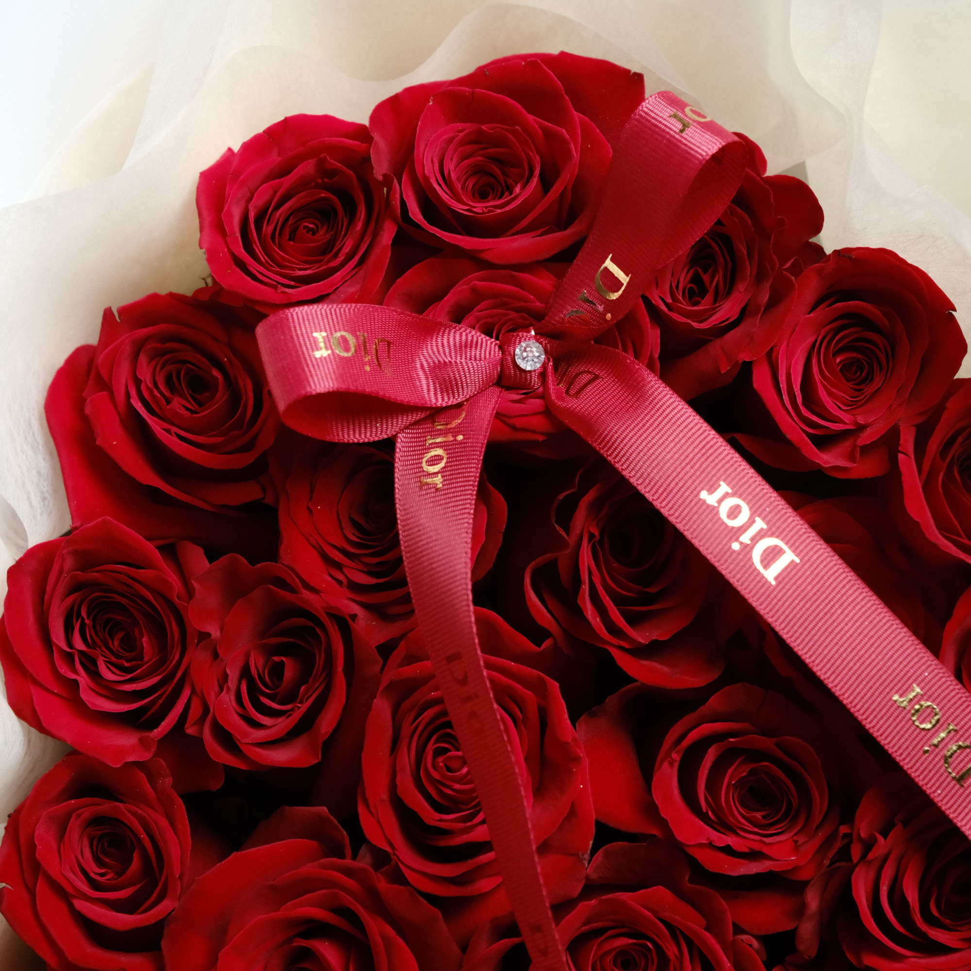 Surprise your loved one with our stunning Heart Bouquet.

This luxurious arrangement features