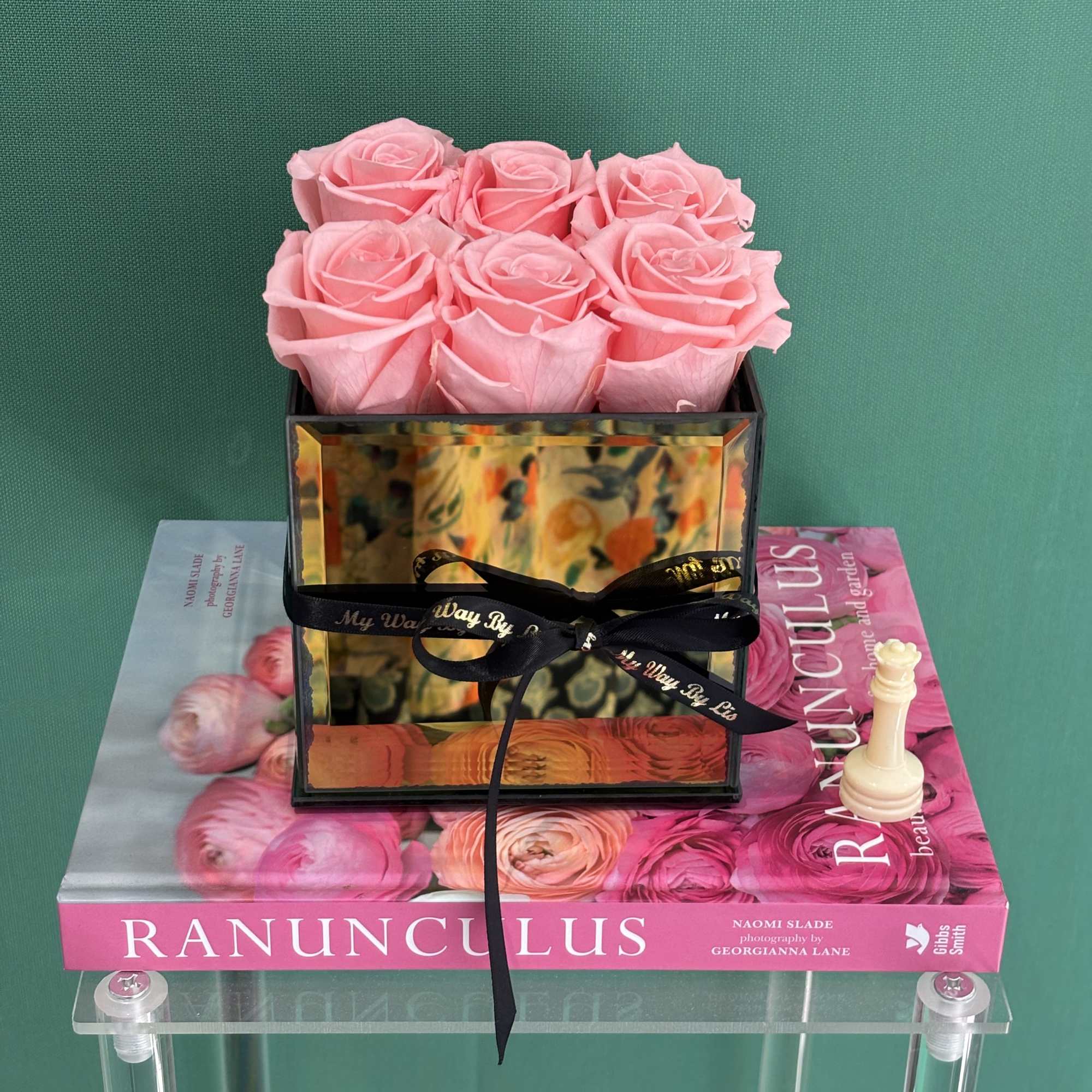 Everlasting preserved roses, touch of nature&rsquo;s elegance, beauty low maintenance.

Preserved roses are