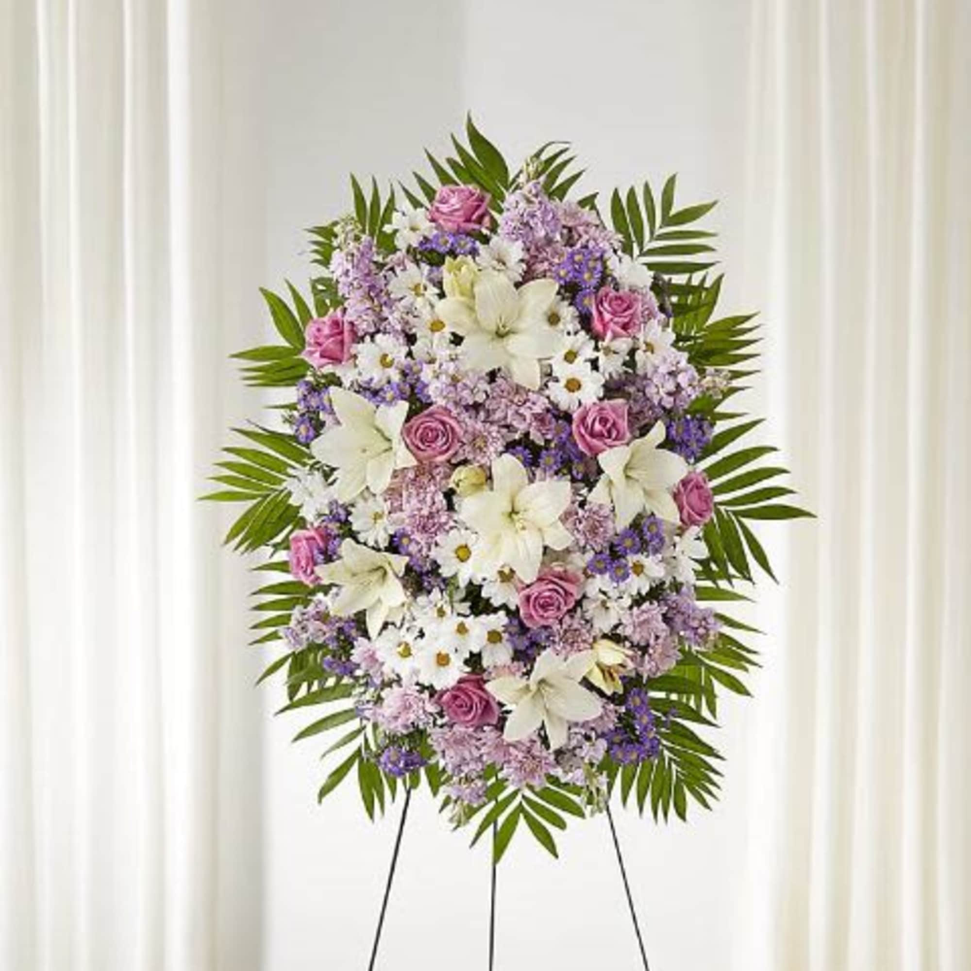  Pet Friendly?
No - This arrangement contains Lilies, which are highly toxic