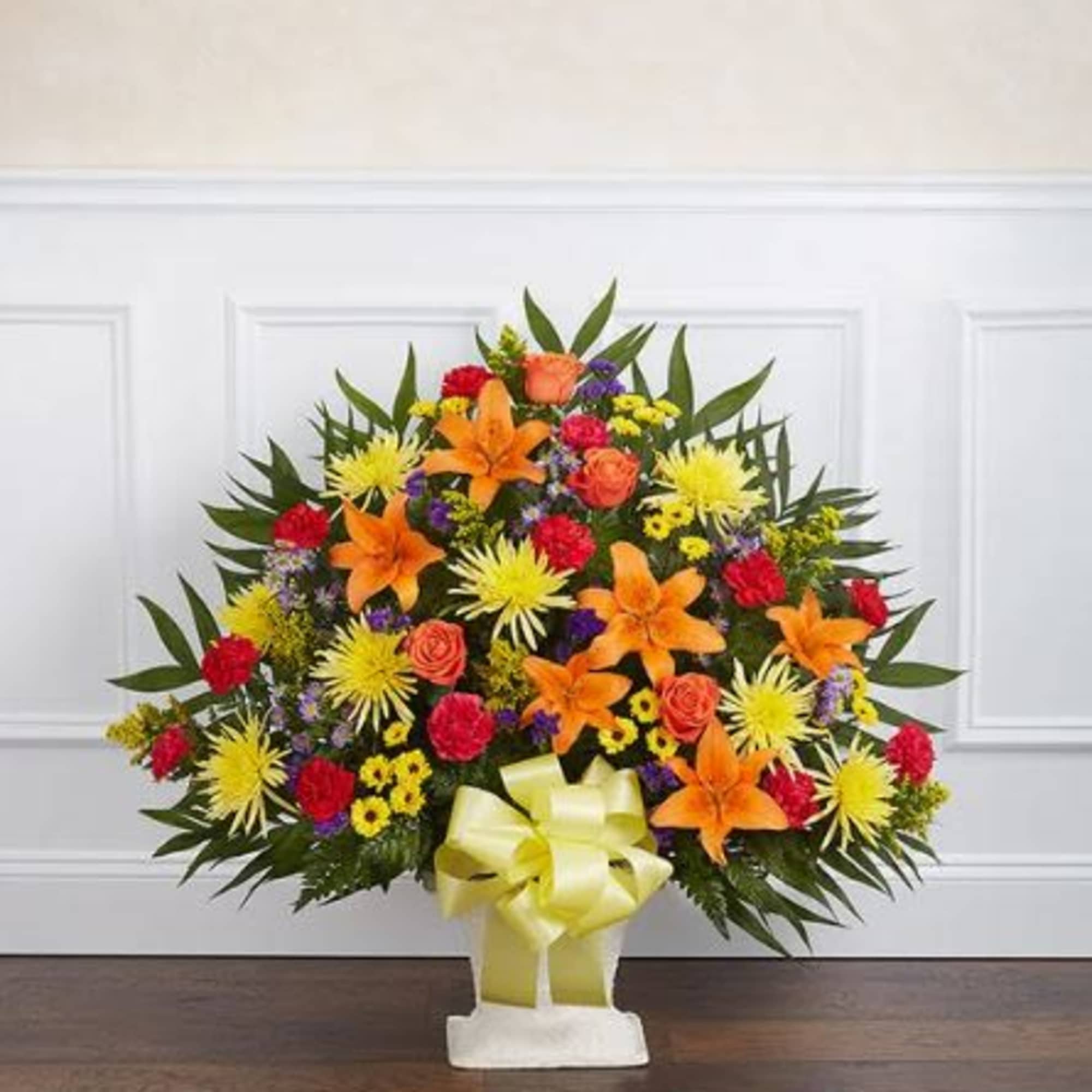Pet Friendly?
No. This arrangement contains Asiatic Lilies, which are highly toxic to