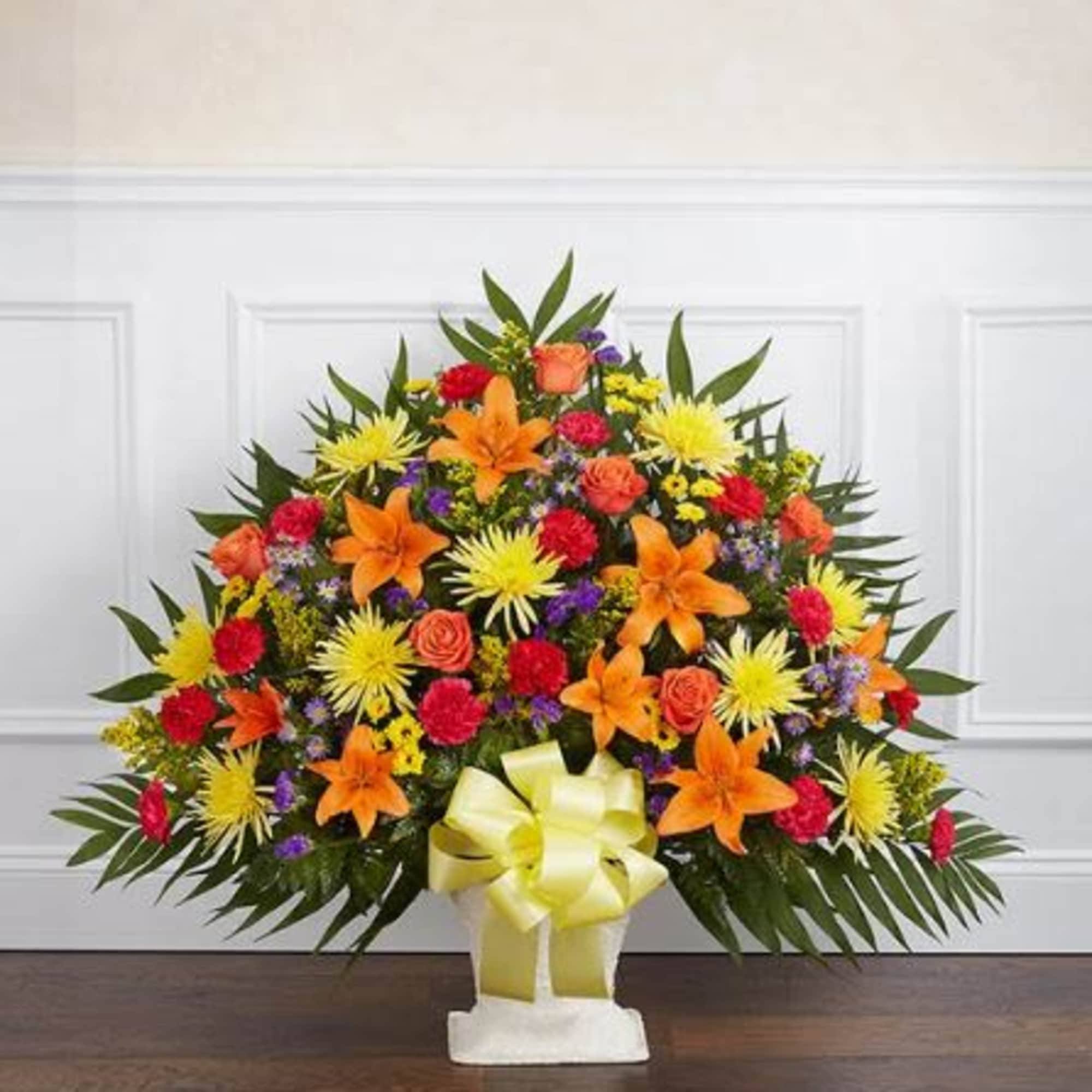 Pet Friendly?
No. This arrangement contains Asiatic Lilies, which are highly toxic to