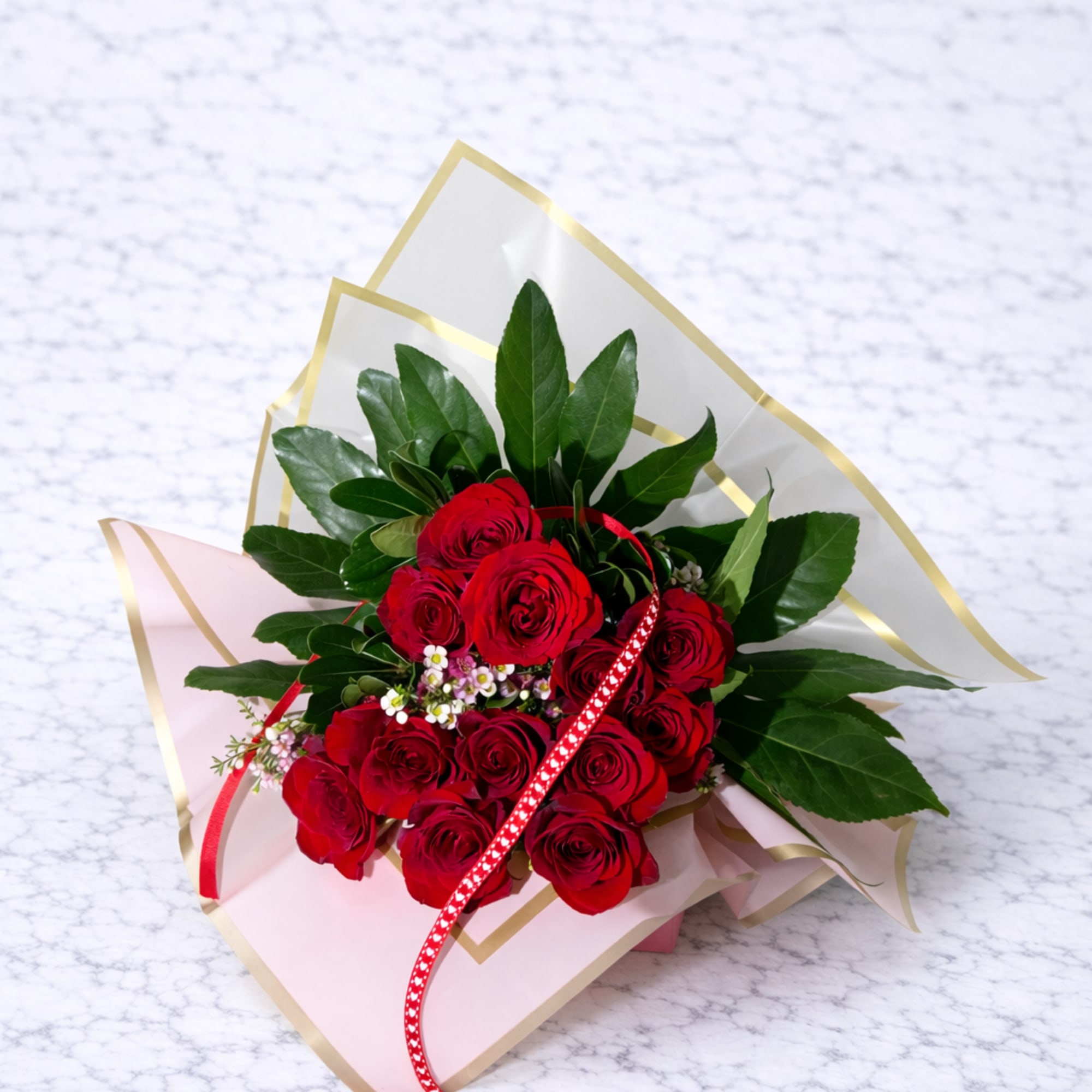 andmary Flower ribbon トップス red Seven bright red roses gathered 