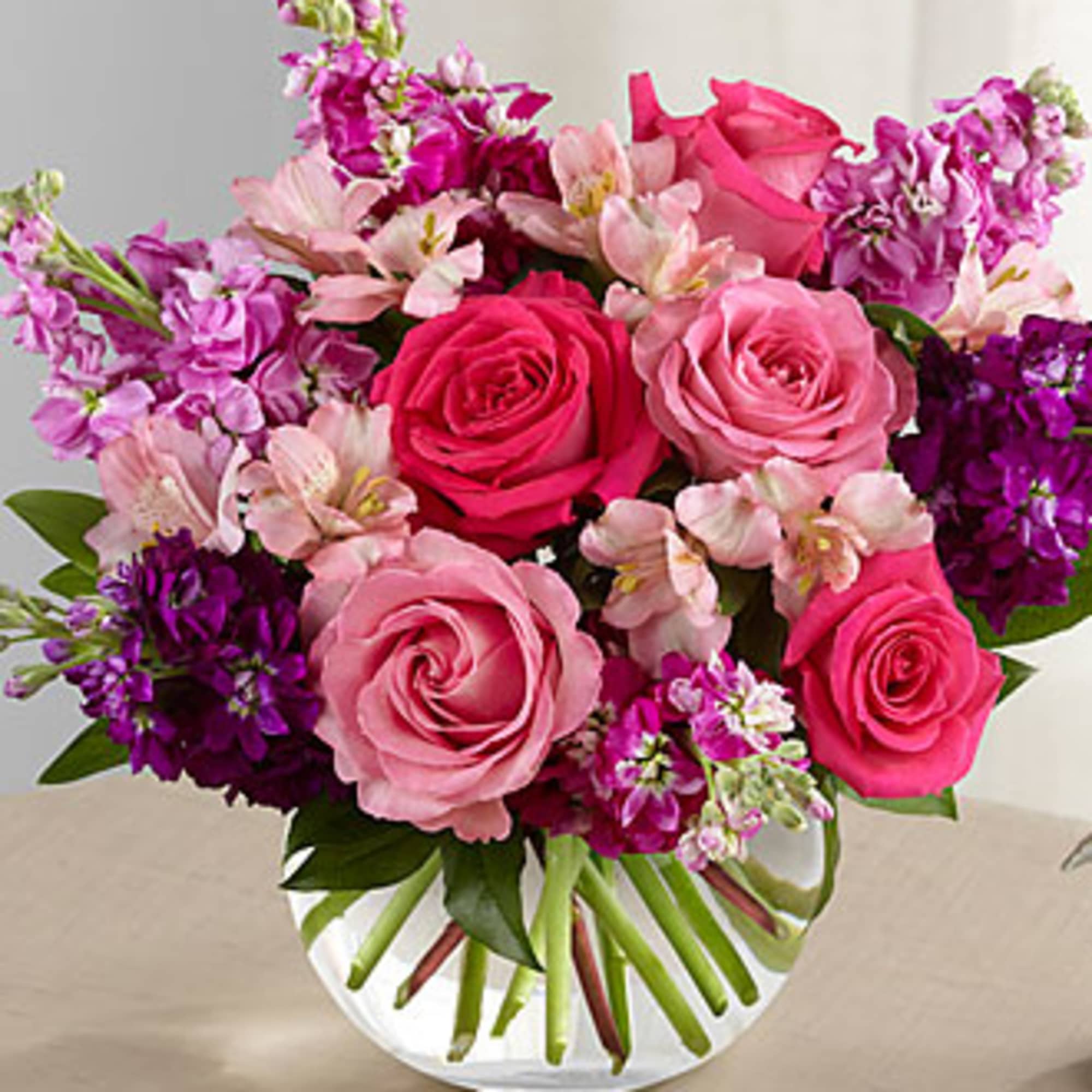 The Tranquil Bouquet blooms with a sweet sophistication and style to bring