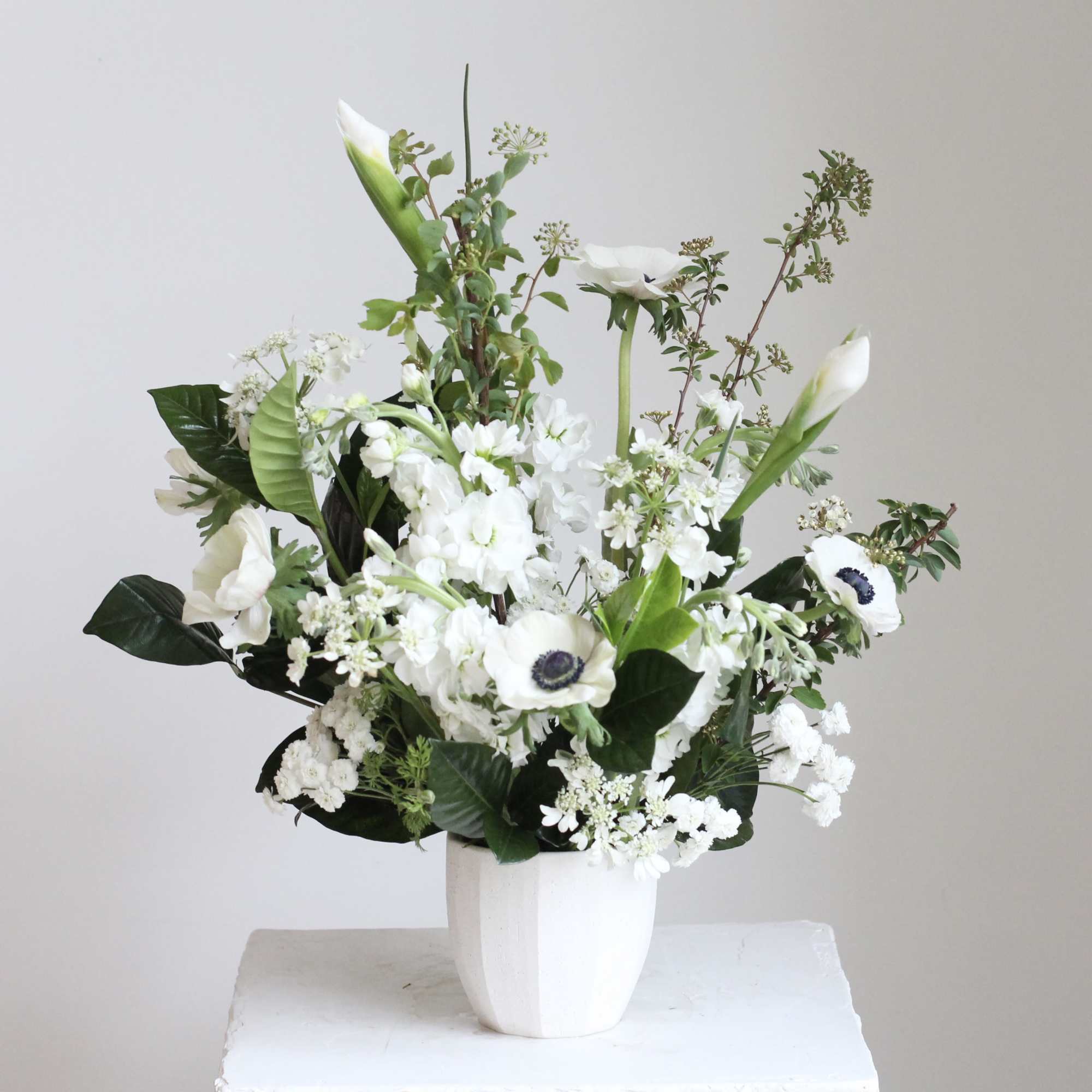 Welcome the effortless elegance and timeless beauty of our Modern Neutral Arrangement.
