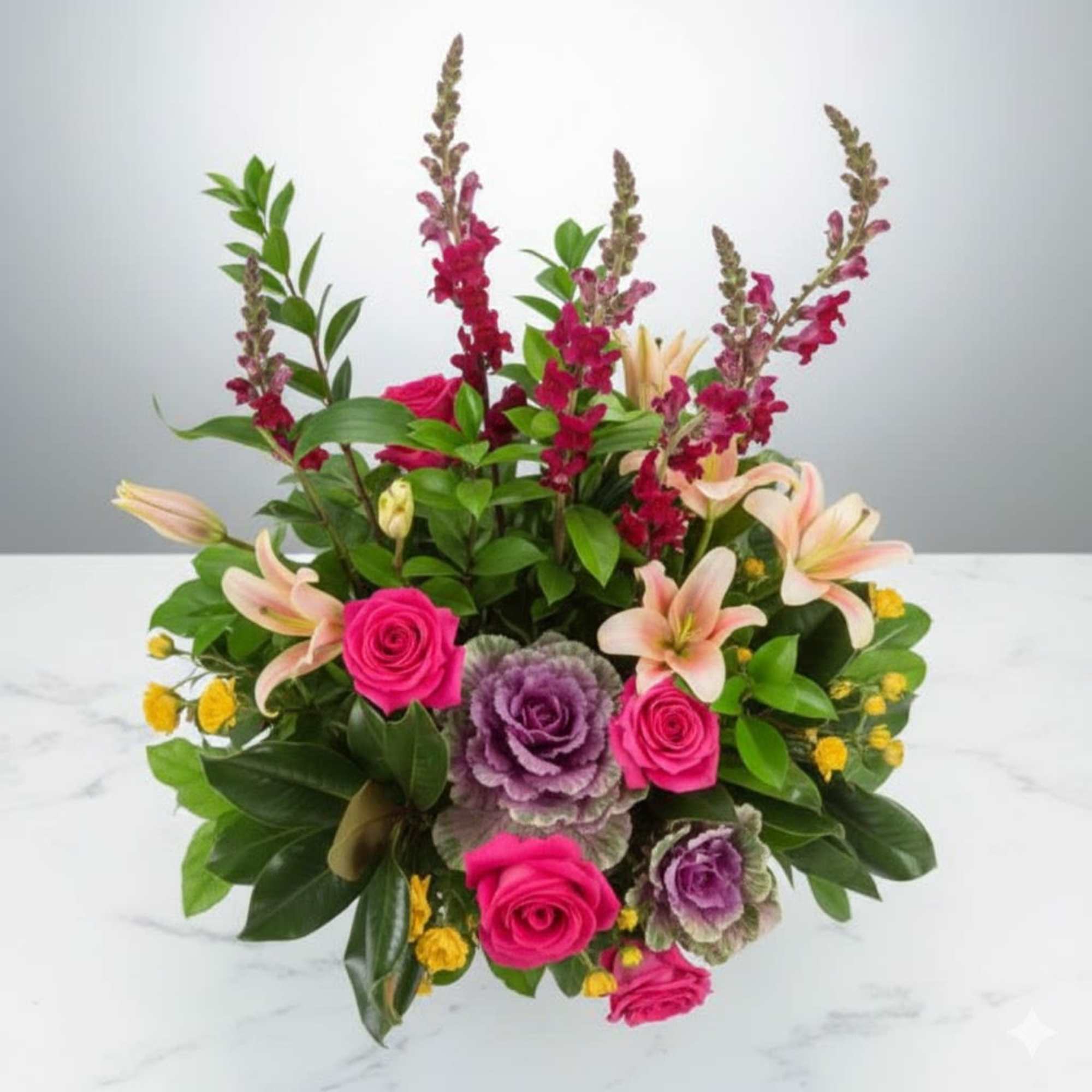 Pet Friendly?
No. This arrangement contains white lilies, which are highly toxic