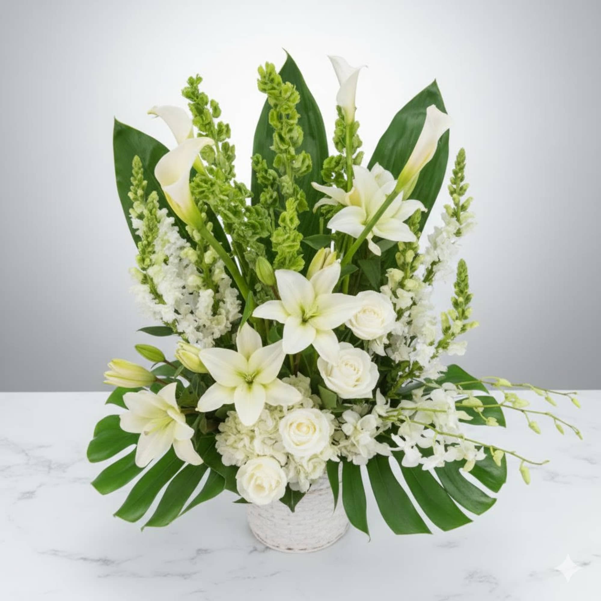 Pet Friendly?
No This arrangement contains Calla Lilies, which are highly toxic