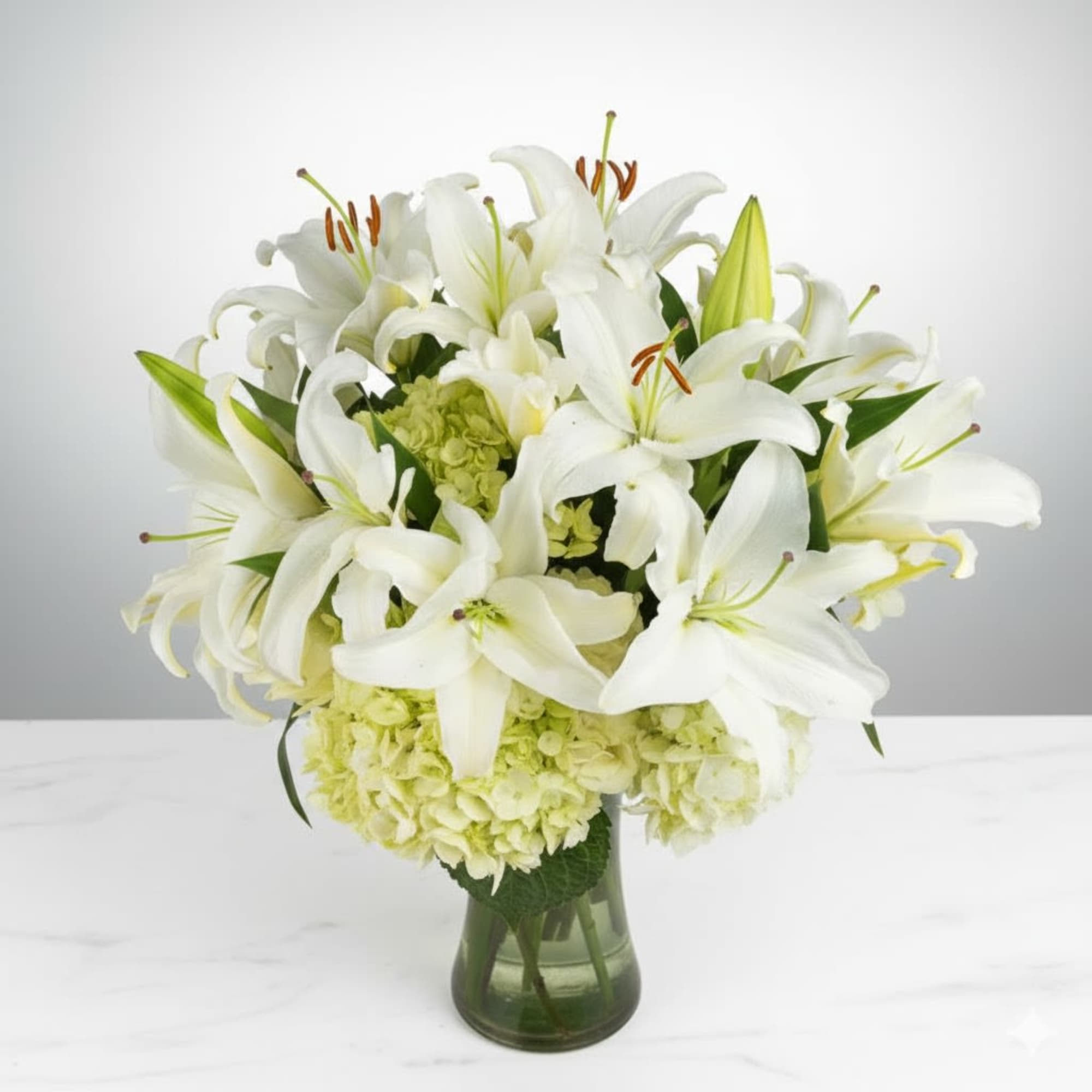  Pet Friendly?
No This arrangement contains lilies, which are highly toxic to