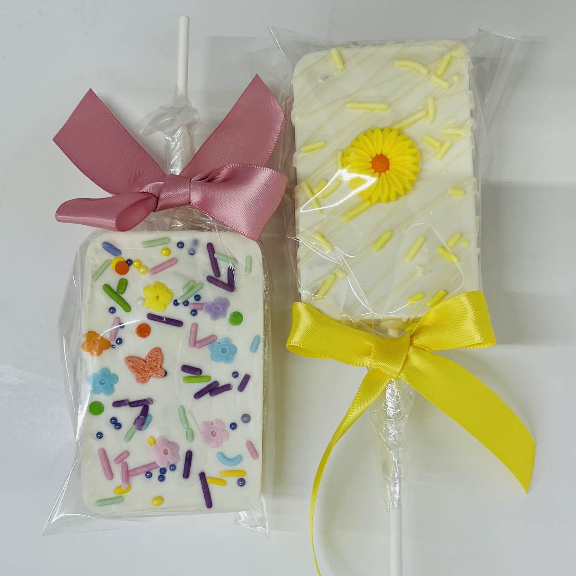 Floral Rice Krispy Treat Bars

Delight in a sweet treat that&rsquo;s as beautiful