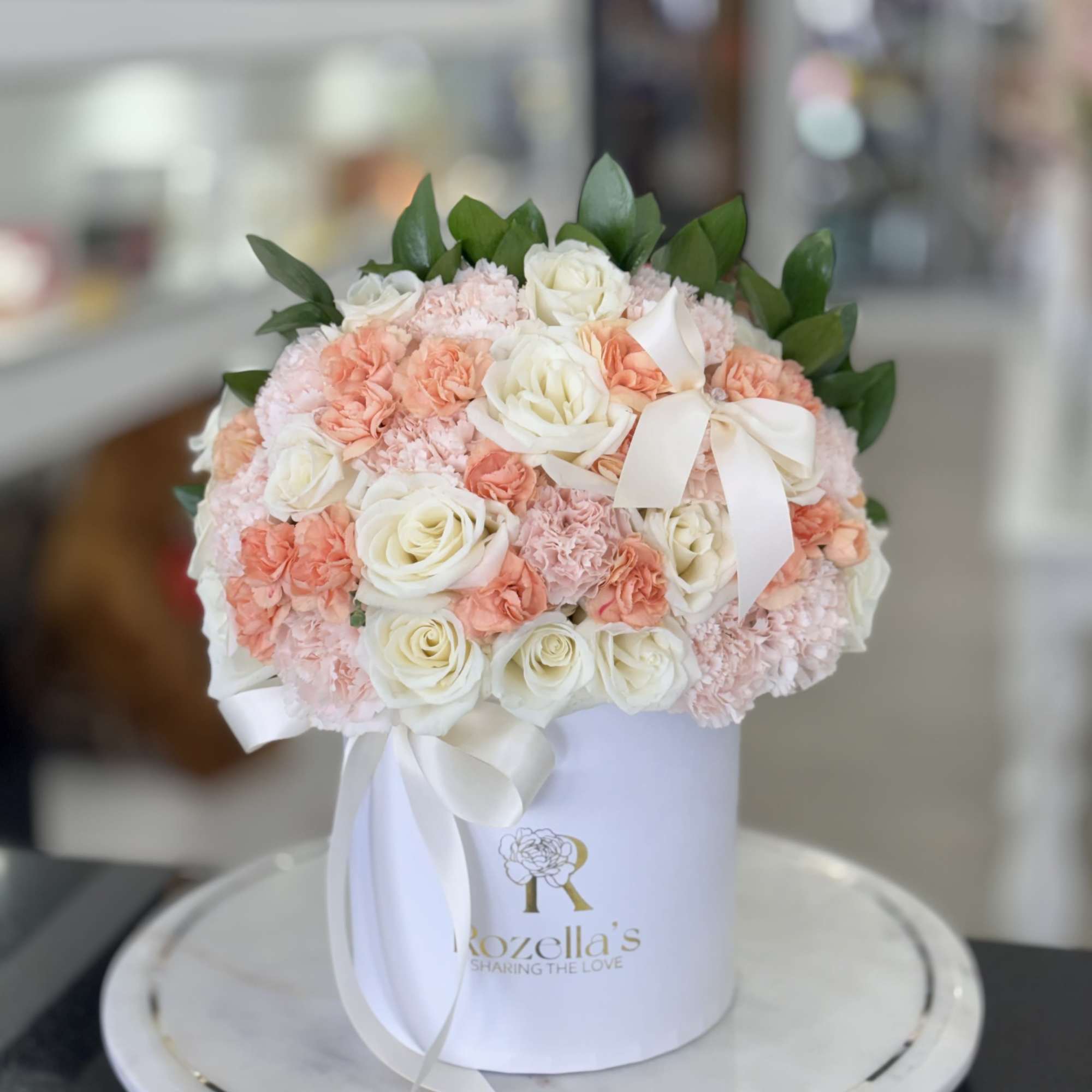 Mix of orange and peach colors in our "Rozellas" Box.