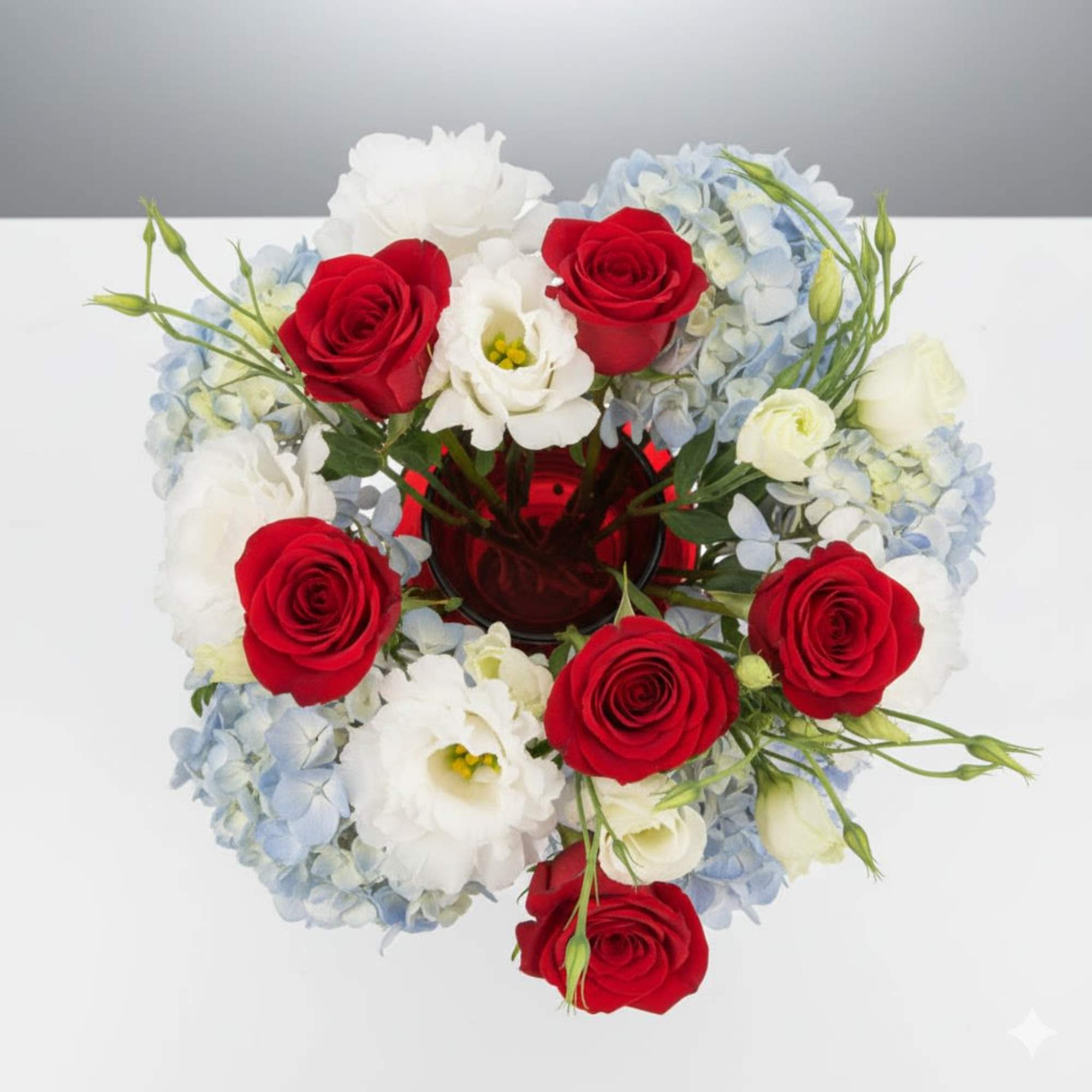  Pet Friendly?
NO . While roses themselves are generally non-toxic, this large