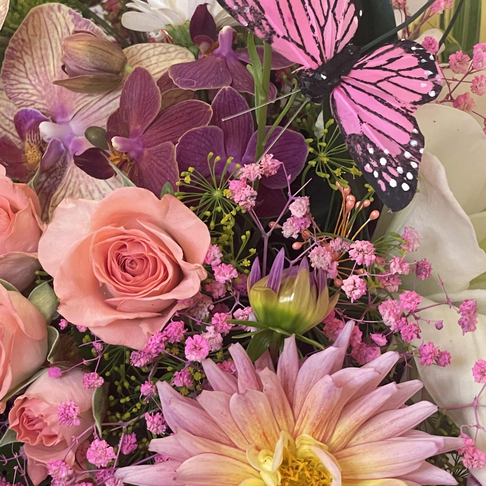 This mixed floral arrangement is perfect for any dining room table 