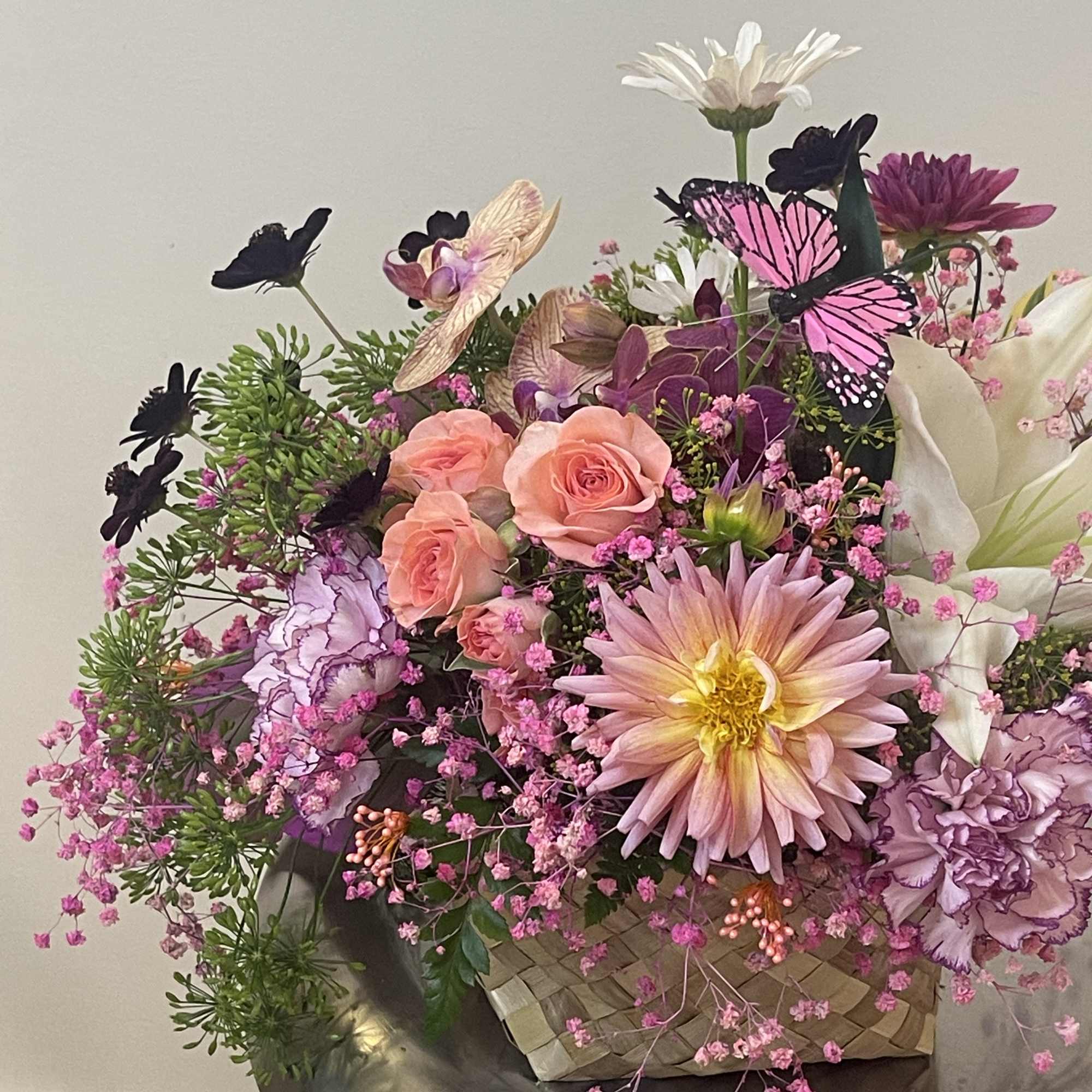 This mixed floral arrangement is perfect for any dining room table 