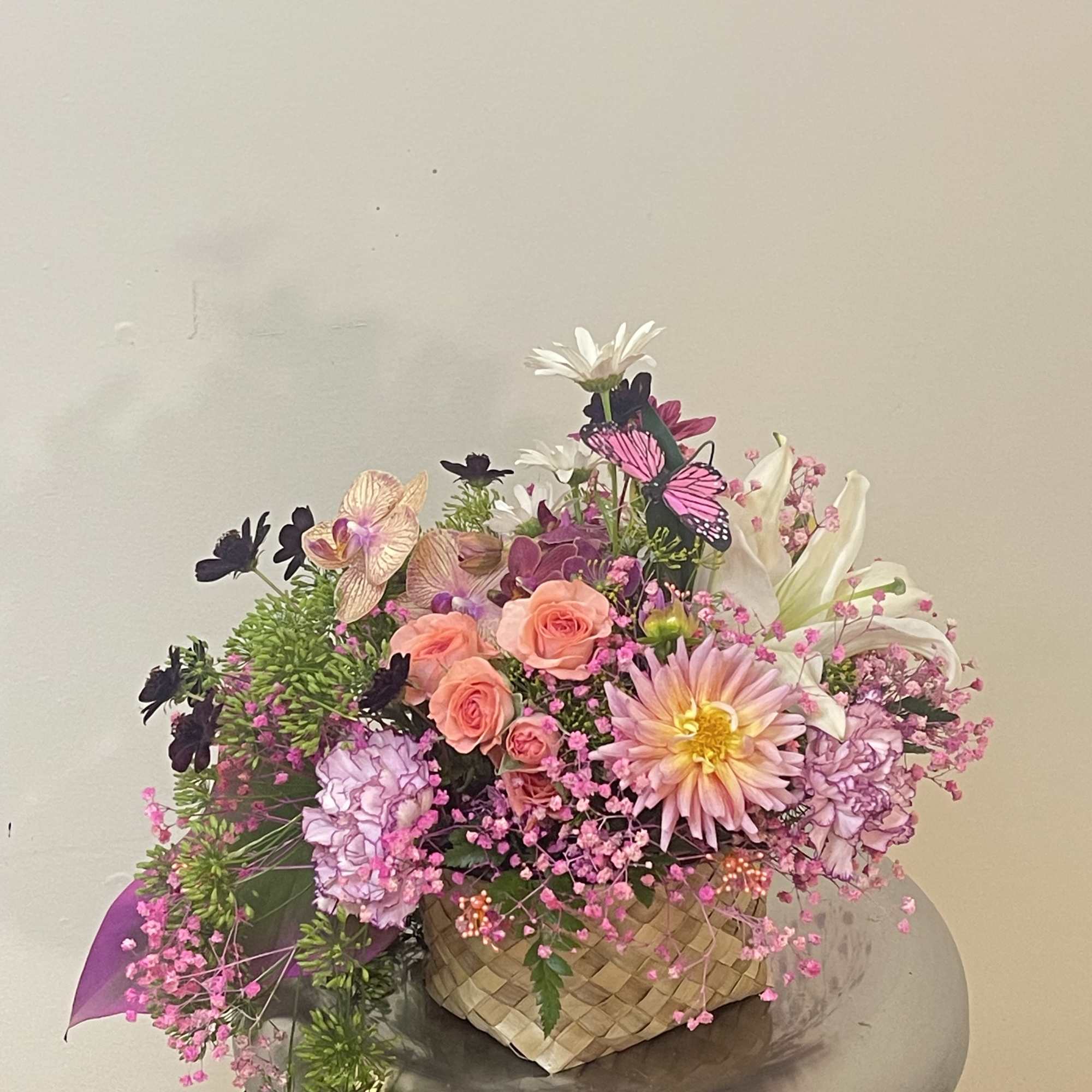This mixed floral arrangement is perfect for any dining room table 