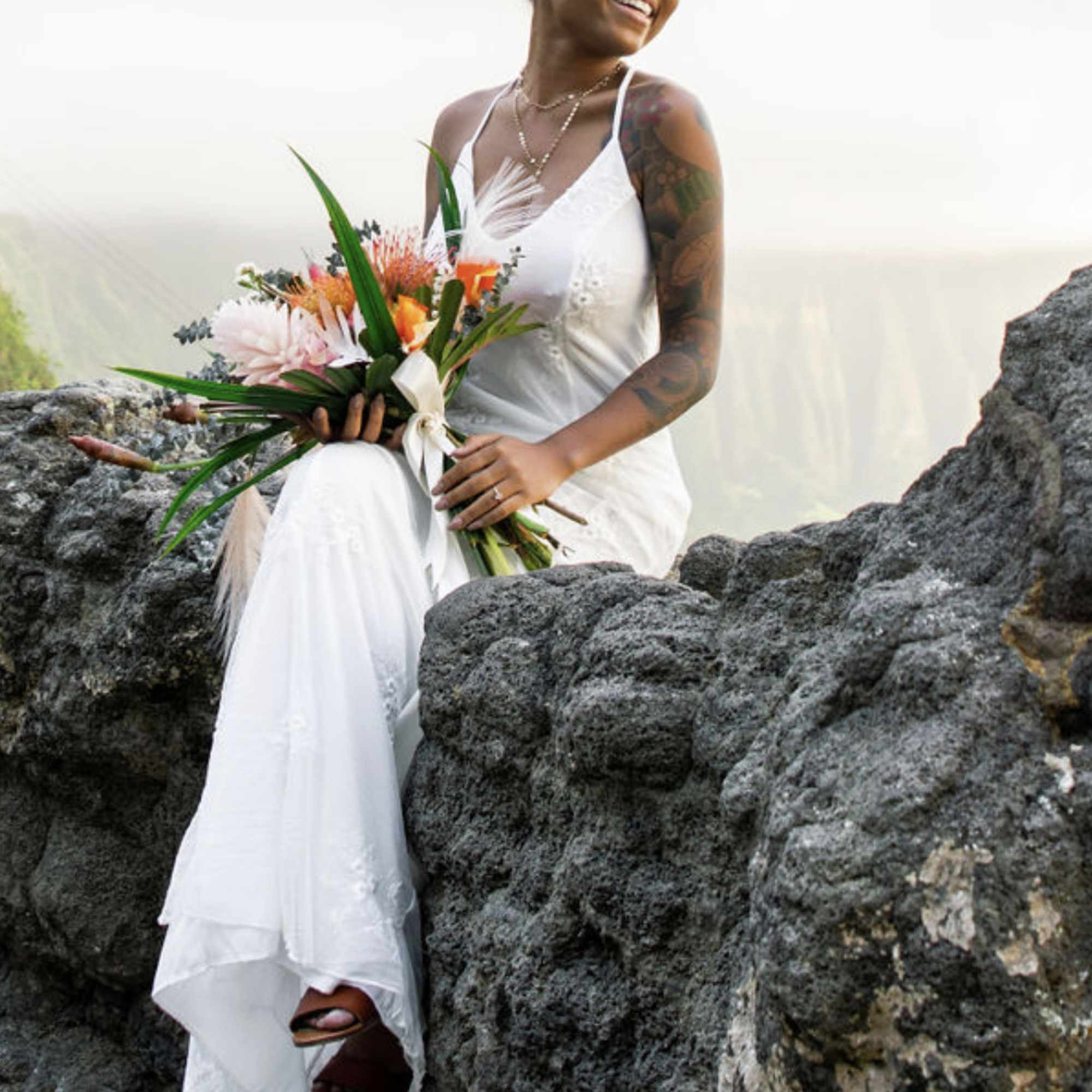 This wedding floral package includes florals down the aisle, a full flower