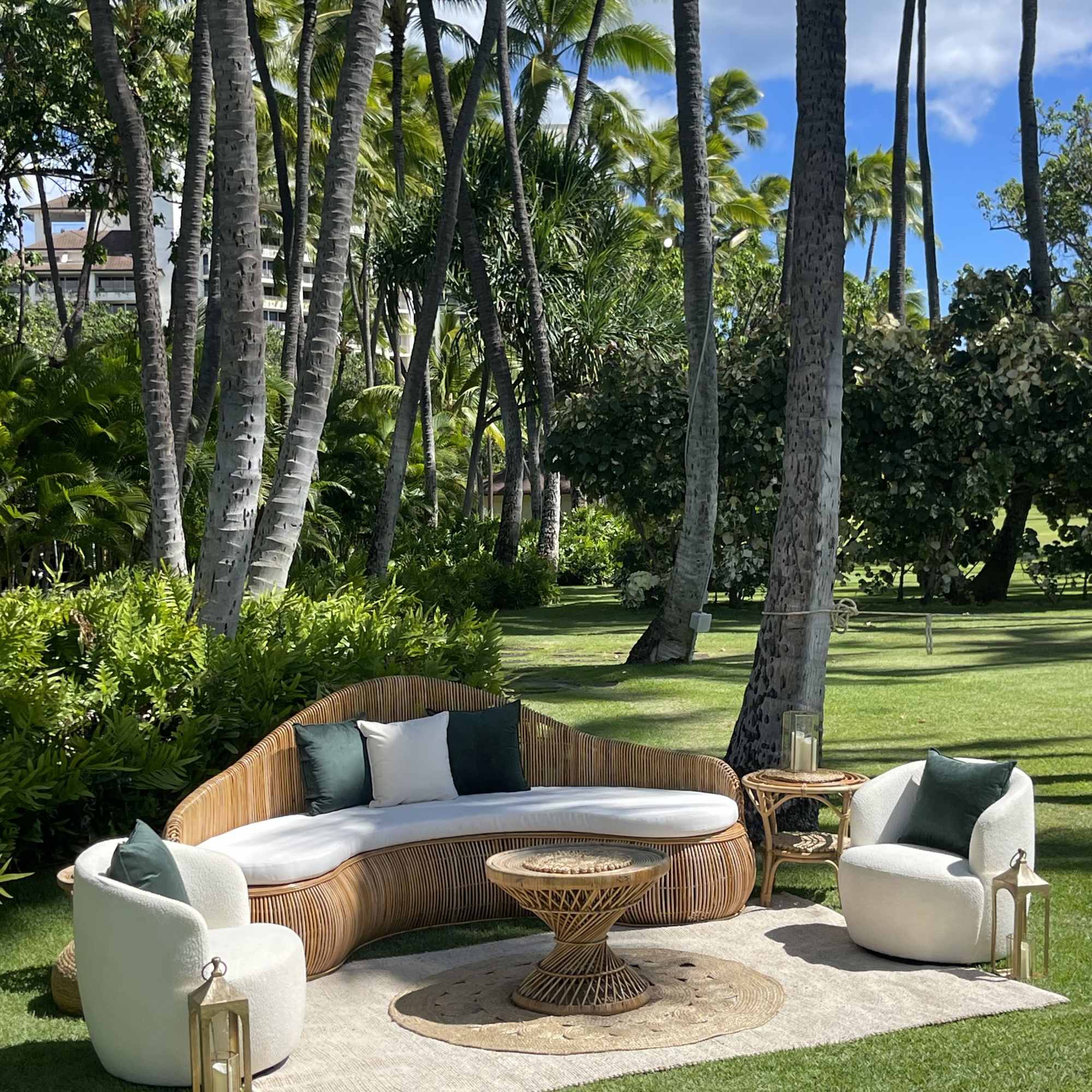 This furniture package will welcome your loved ones and guests to a