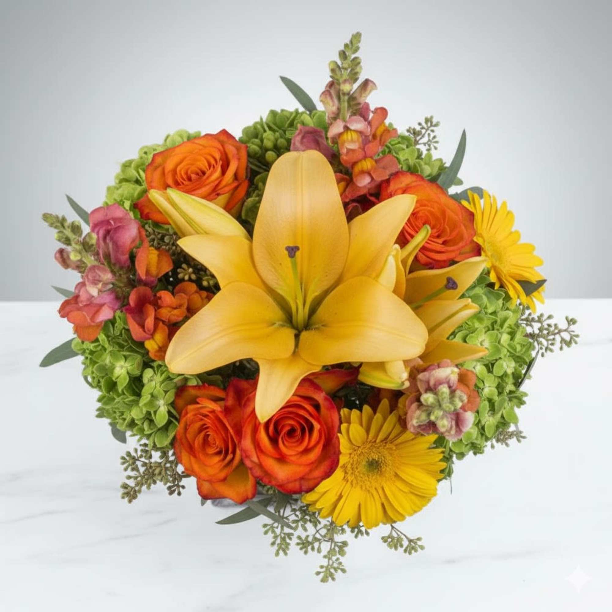  Pet Friendly?
No &mdash; contains lilies, which are toxic to cats. 
Keep