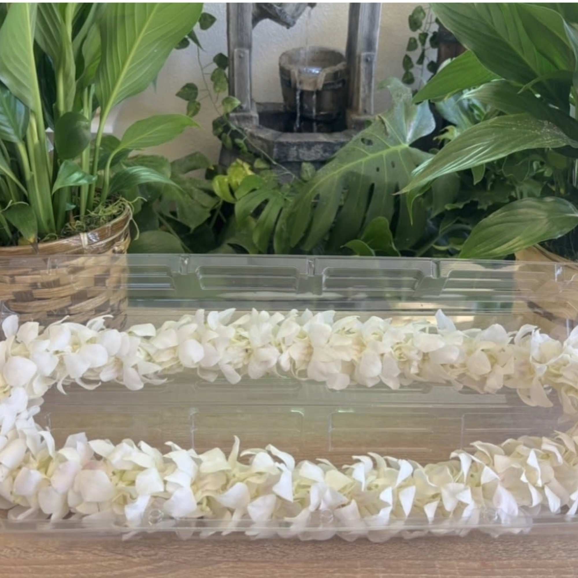 FLORAL LEI 