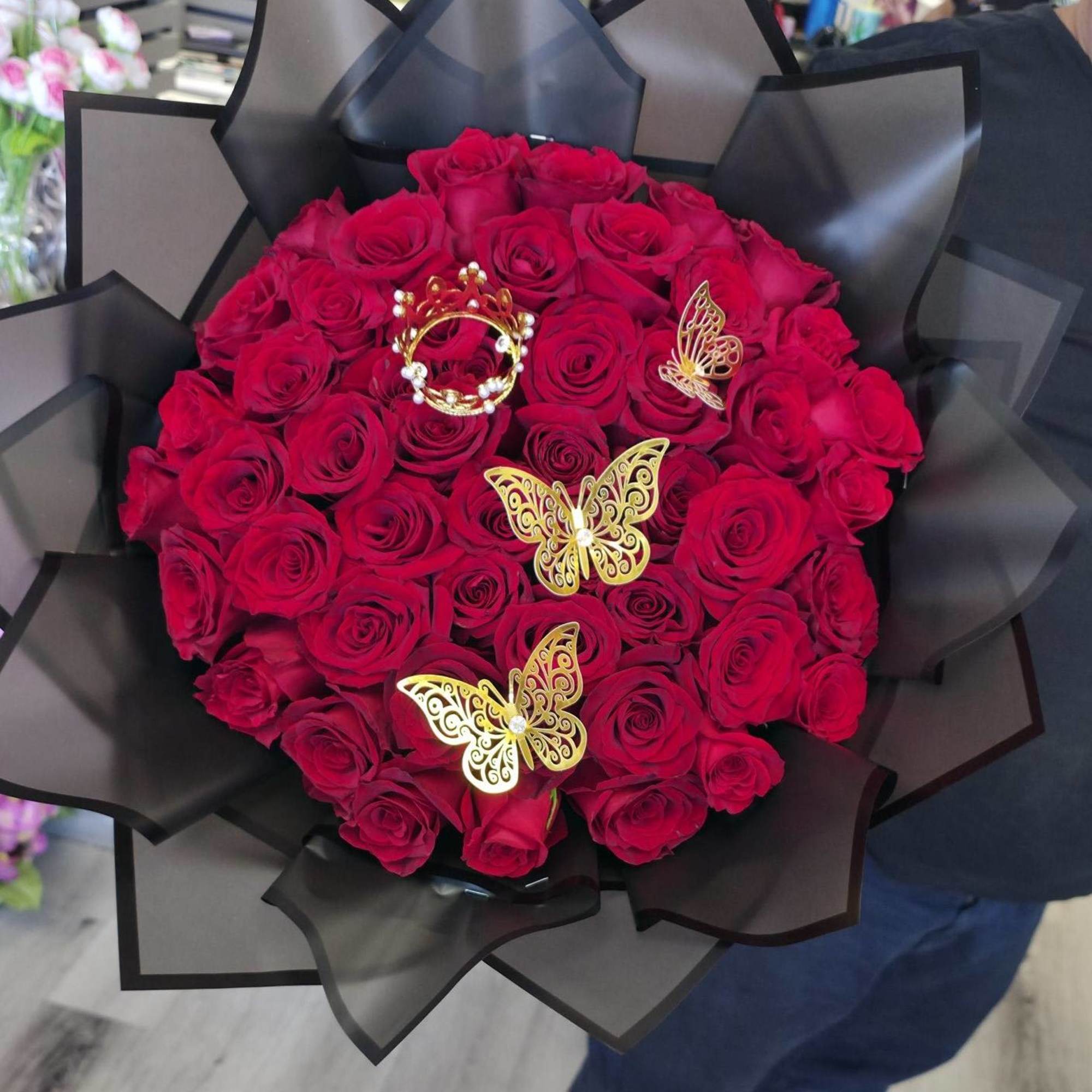 hermoso bouqueth de rosas rojas clasico